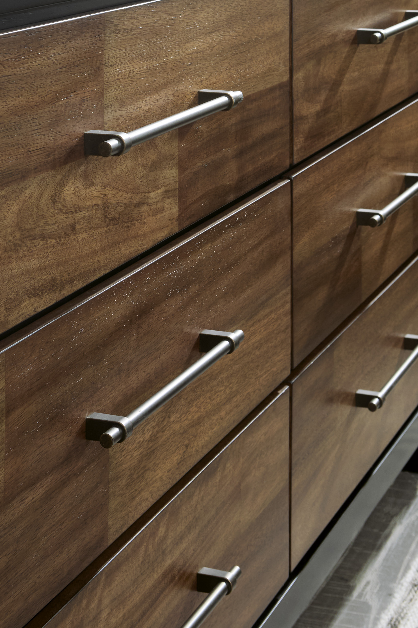 Kraeburn Wood Panel Storage Bedroom Set