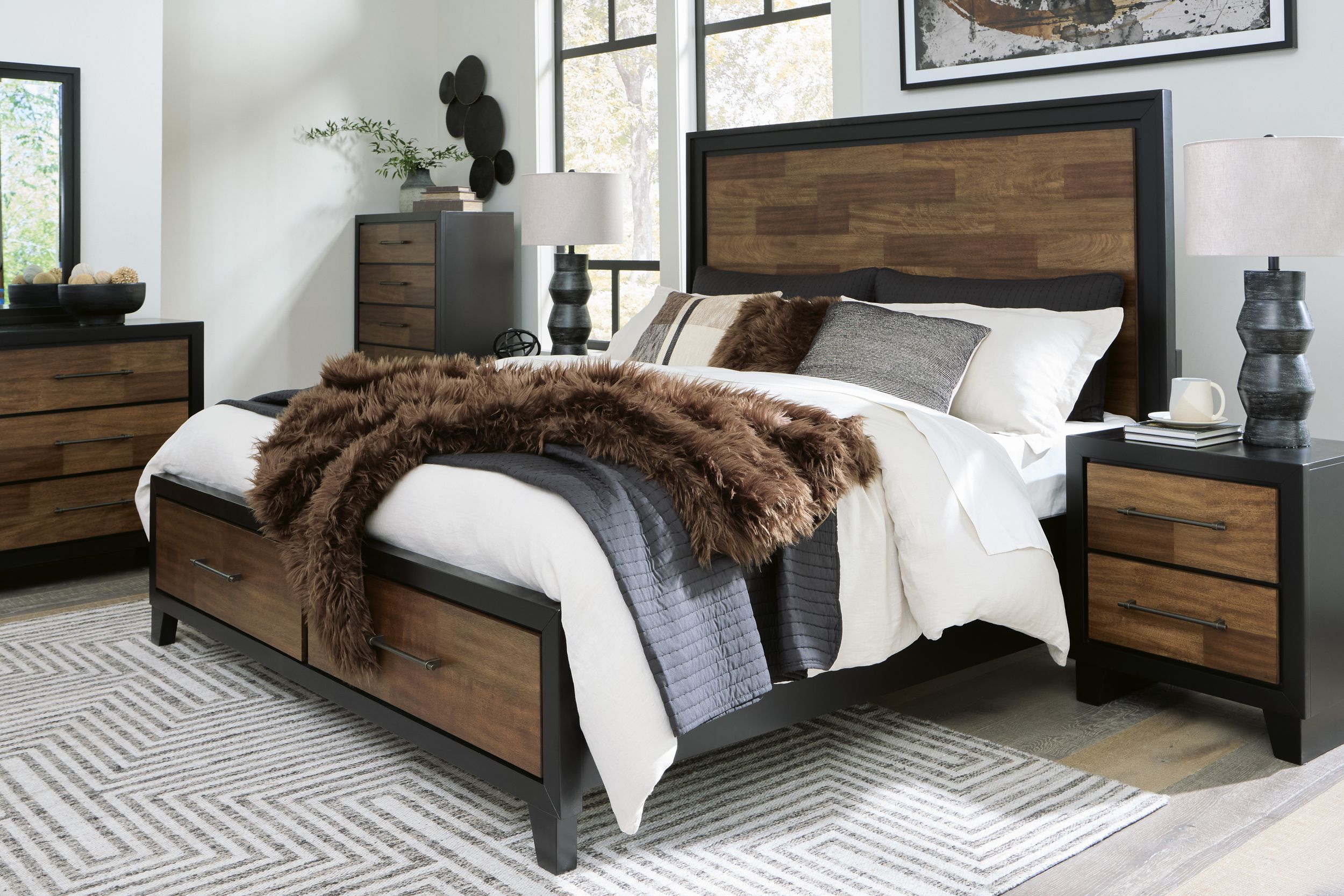 Kraeburn Wood Panel Storage Bedroom Set