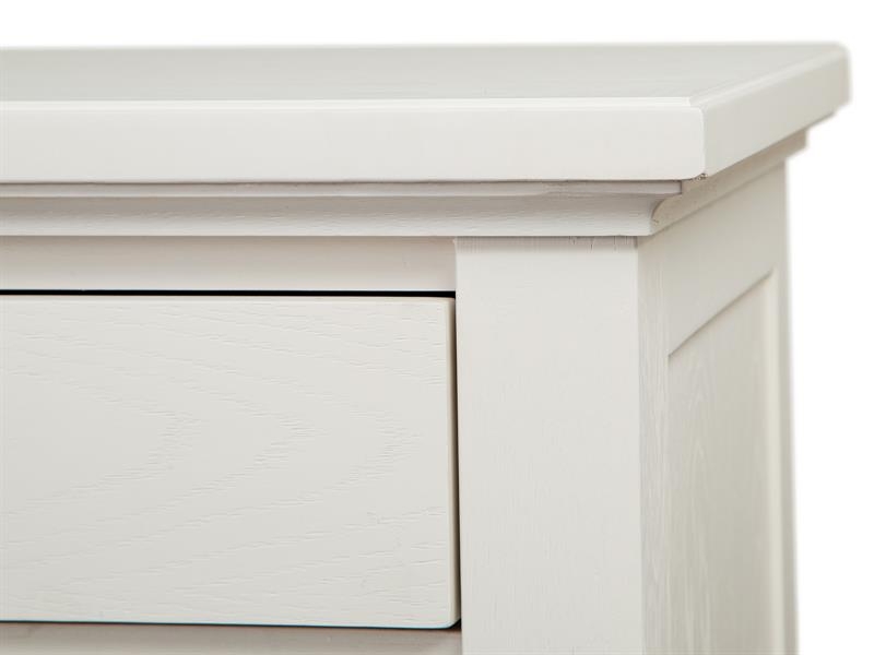 SM Lola Bay Wood Nightstand w/3 Drawers