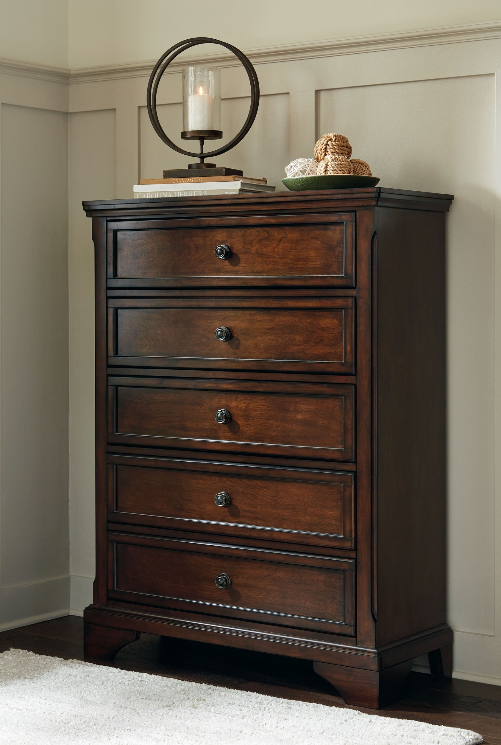 Ashley SM Brookbauer 5-Drawer Wood Veneer Chest