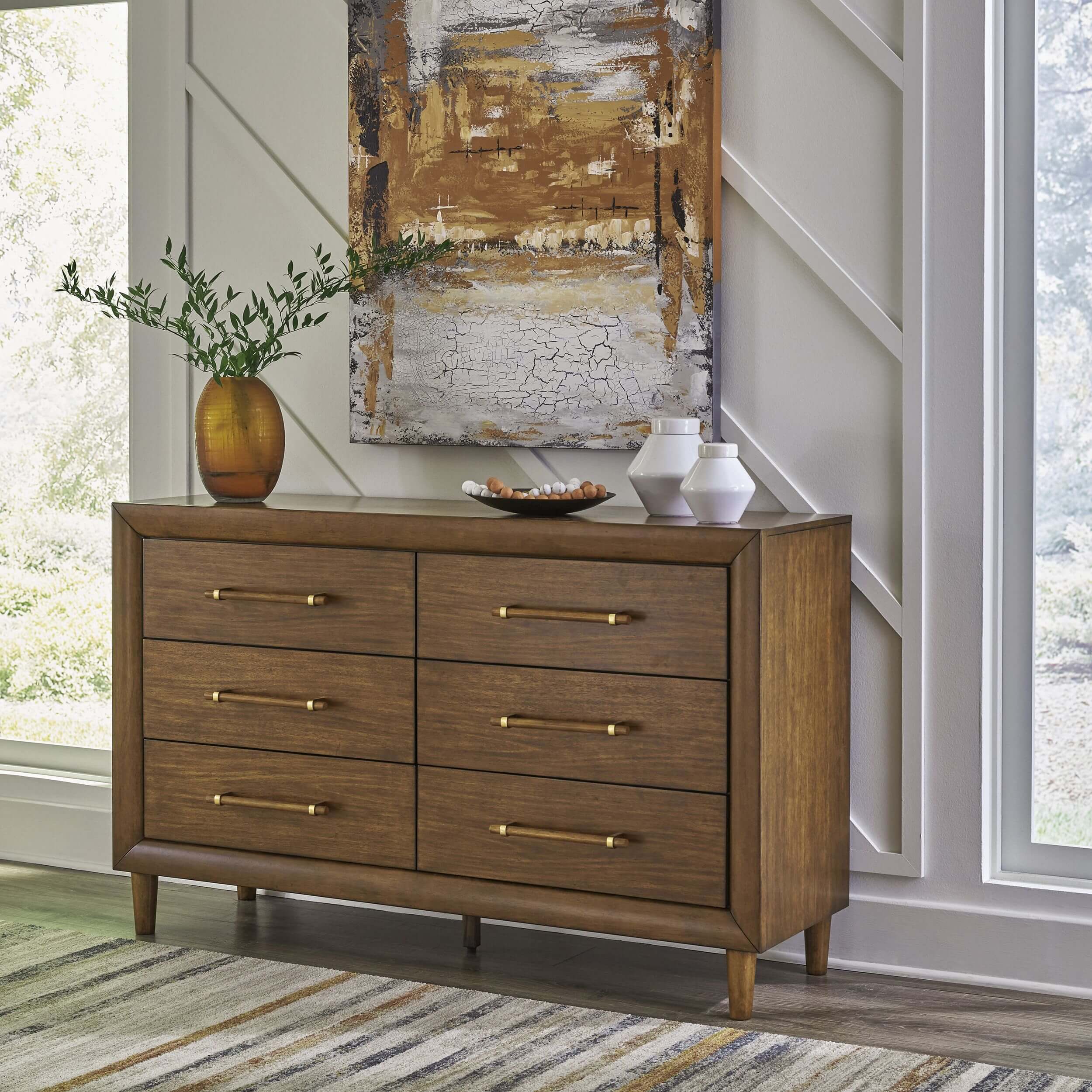Lyncott Wood Double Dresser w/6 Drawers