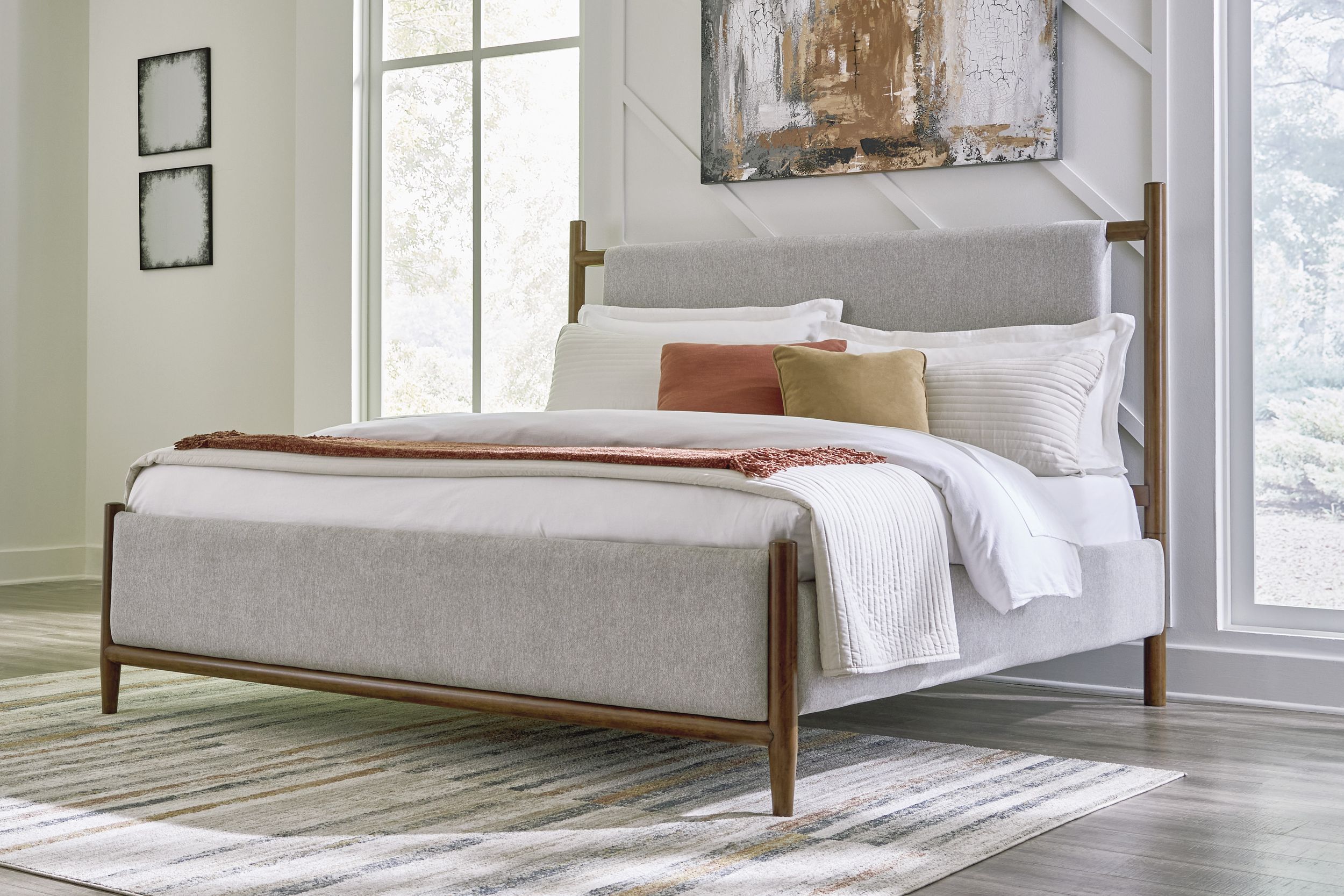 Lyncott Fabric/Wood Upholstered Panel Bedroom Set