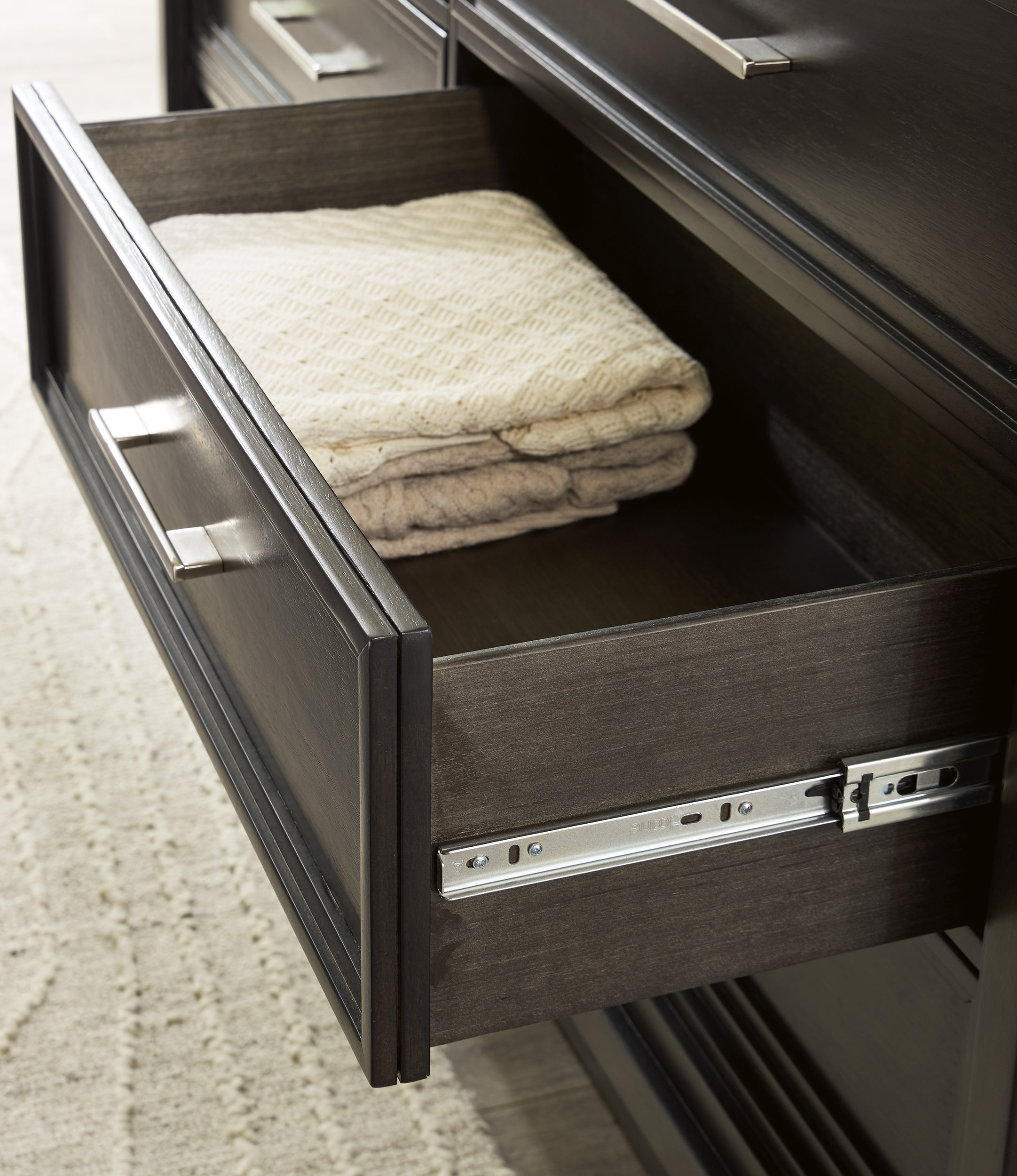 Neymorton Wood Double Dresser w/6 Drawers