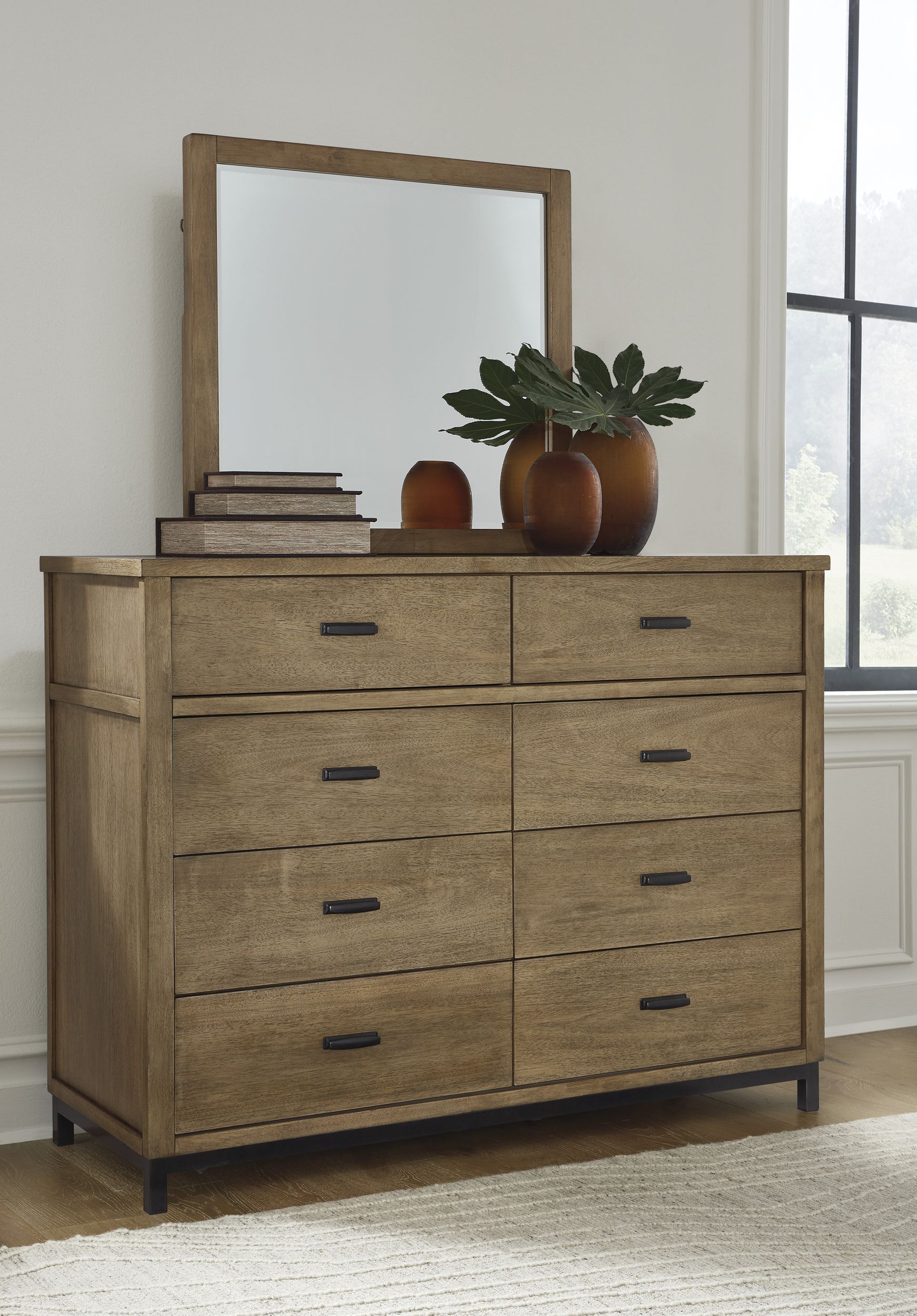 Tomtyn Wood Double Dresser w/8 Drawers