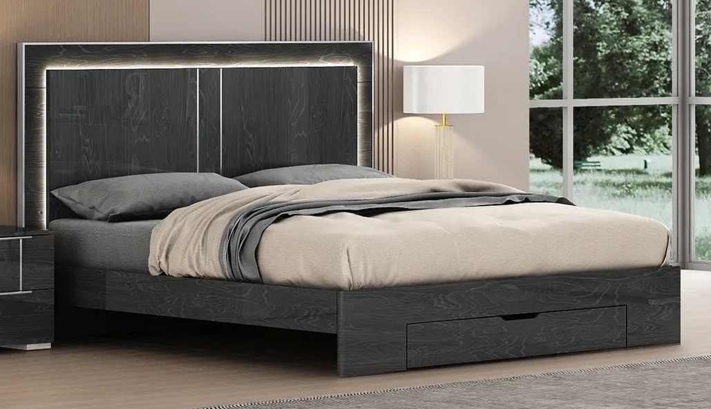 B630 Storage Platform Bedroom Set with LED Light