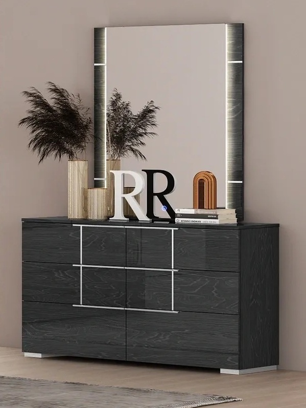 B632 Storage Platform Bedroom Set with LED Light