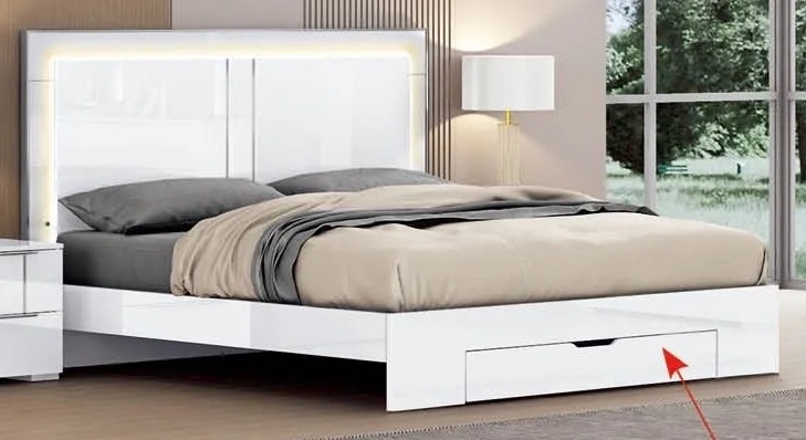 B630 Storage Platform Bedroom Set with LED Light