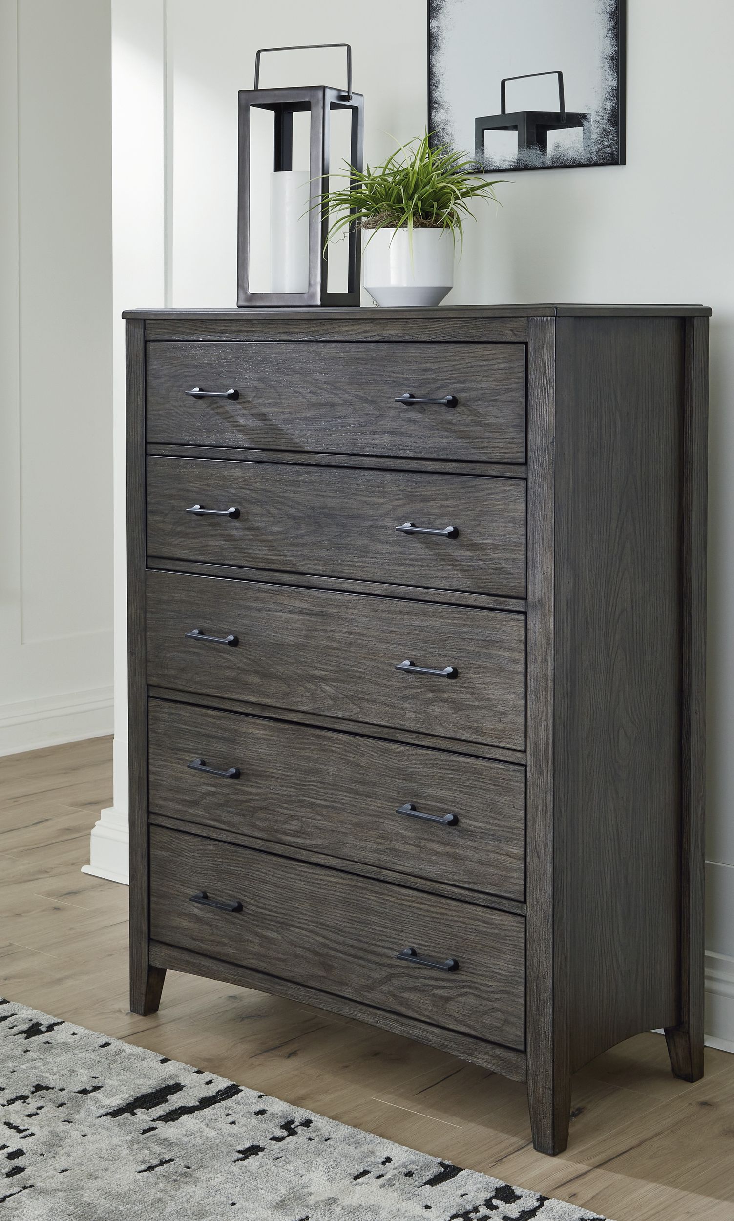 Montillan 5-Drawer Wood Veneer Chest