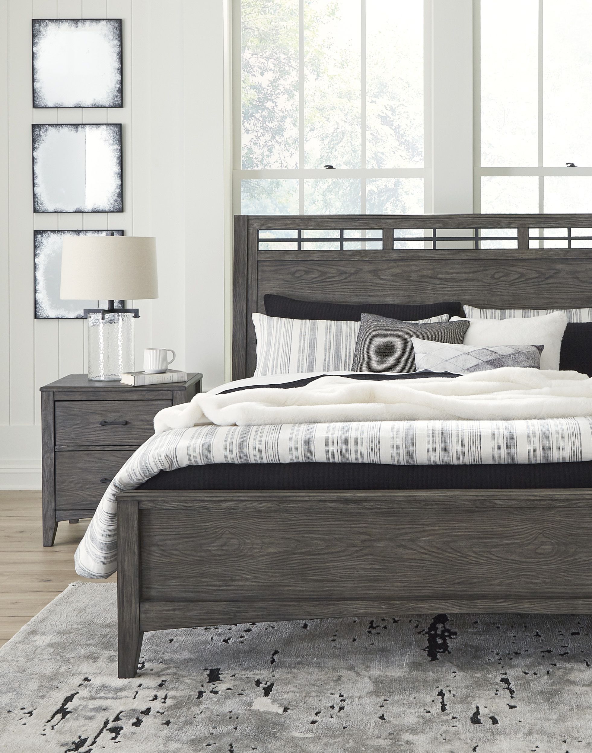 Montillan Wood Veneer Panel Bed