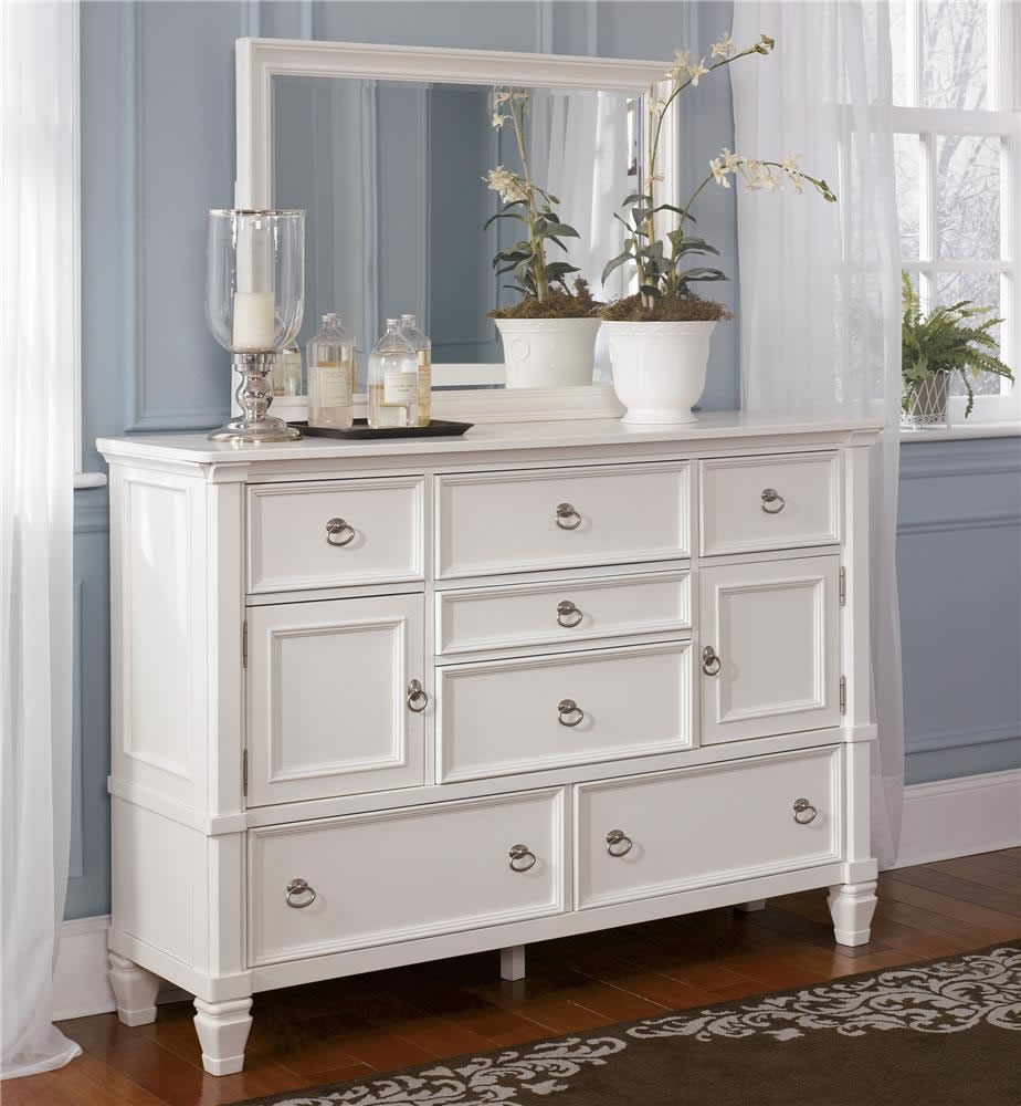 Prentice SM Wood Dresser w/7 Drawers