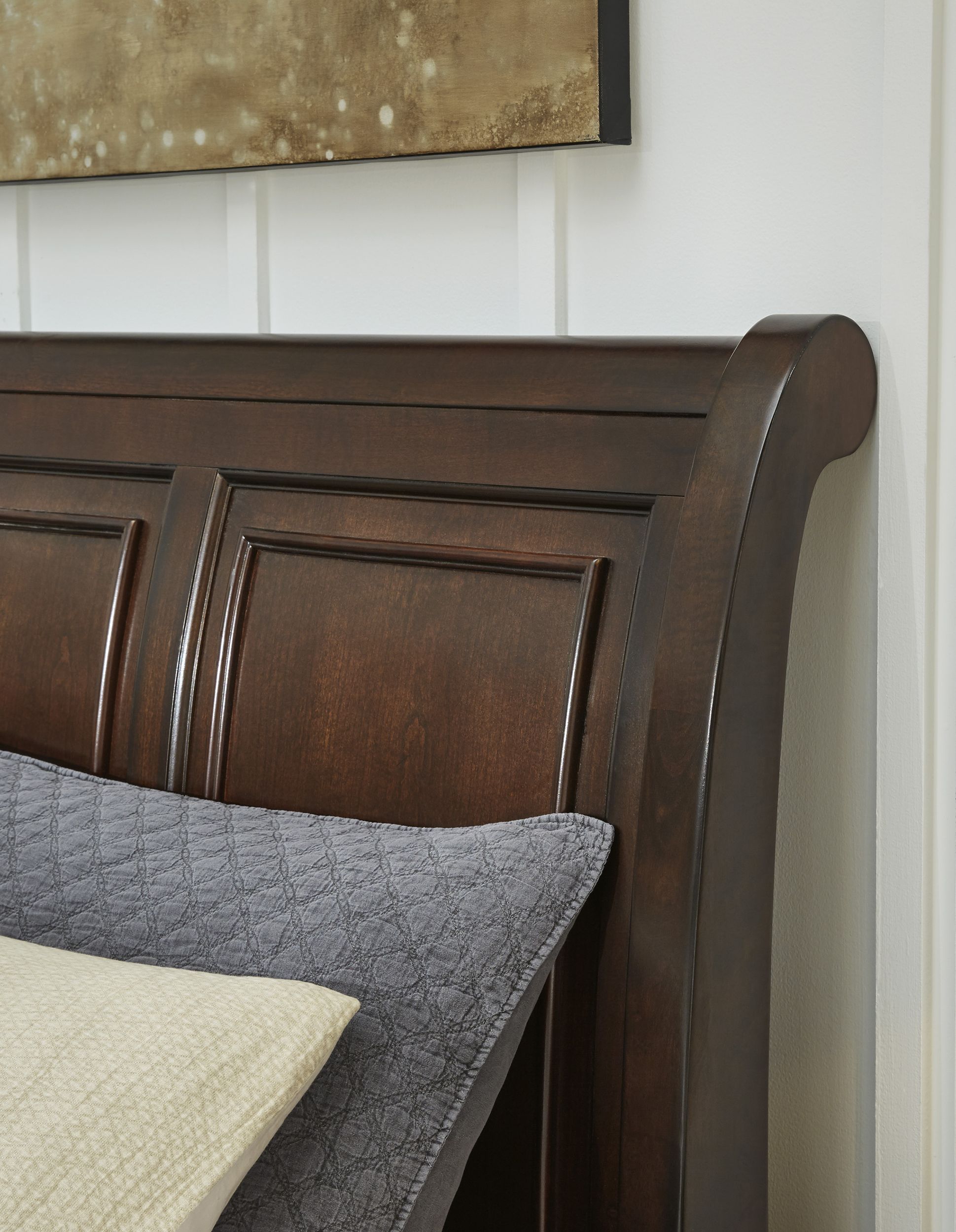 Ashley SM Porter Wood Sleigh Storage Queen Size Bed