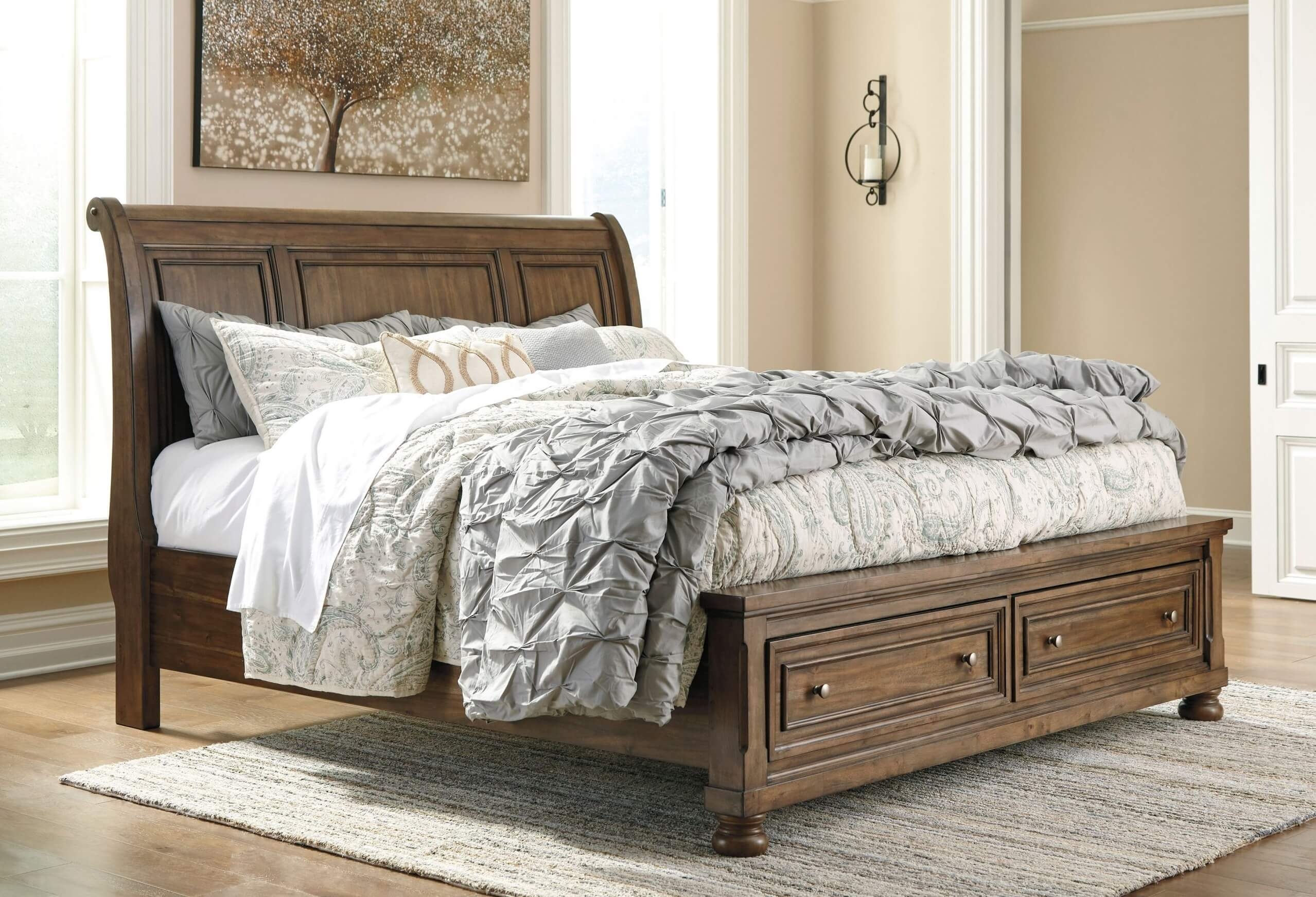 Ashley SM Flynnter Wood Sleigh Storage Queen Size Bed