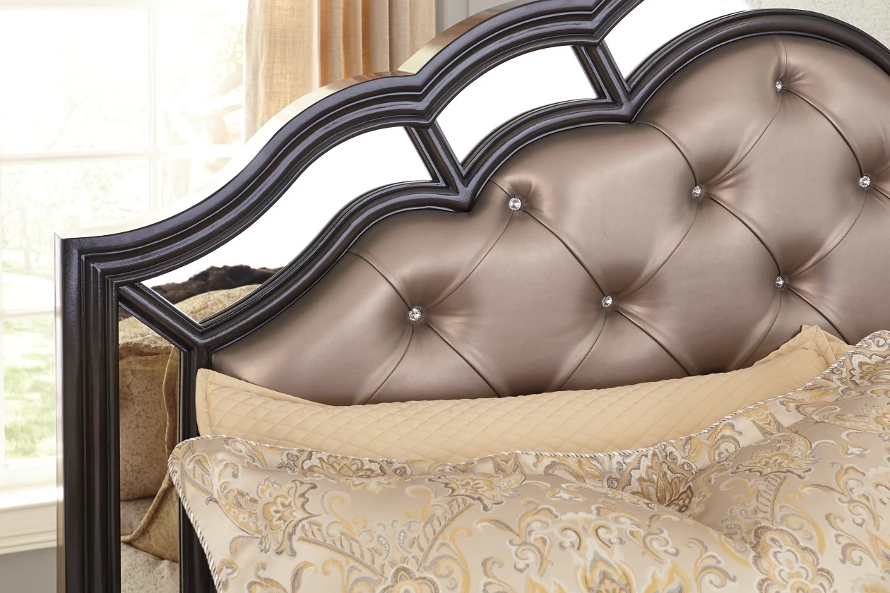 Quinshire PU/Mirror/Wood Panel Bed, Queen Size