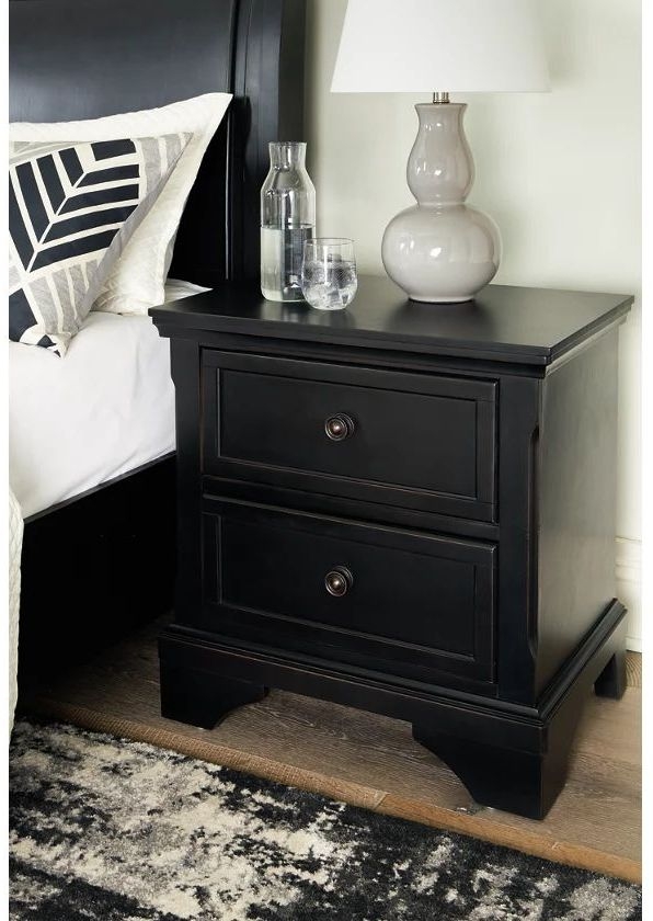 Ashley SM Chylanta 2-Drawer Wood Veneer Nightstand
