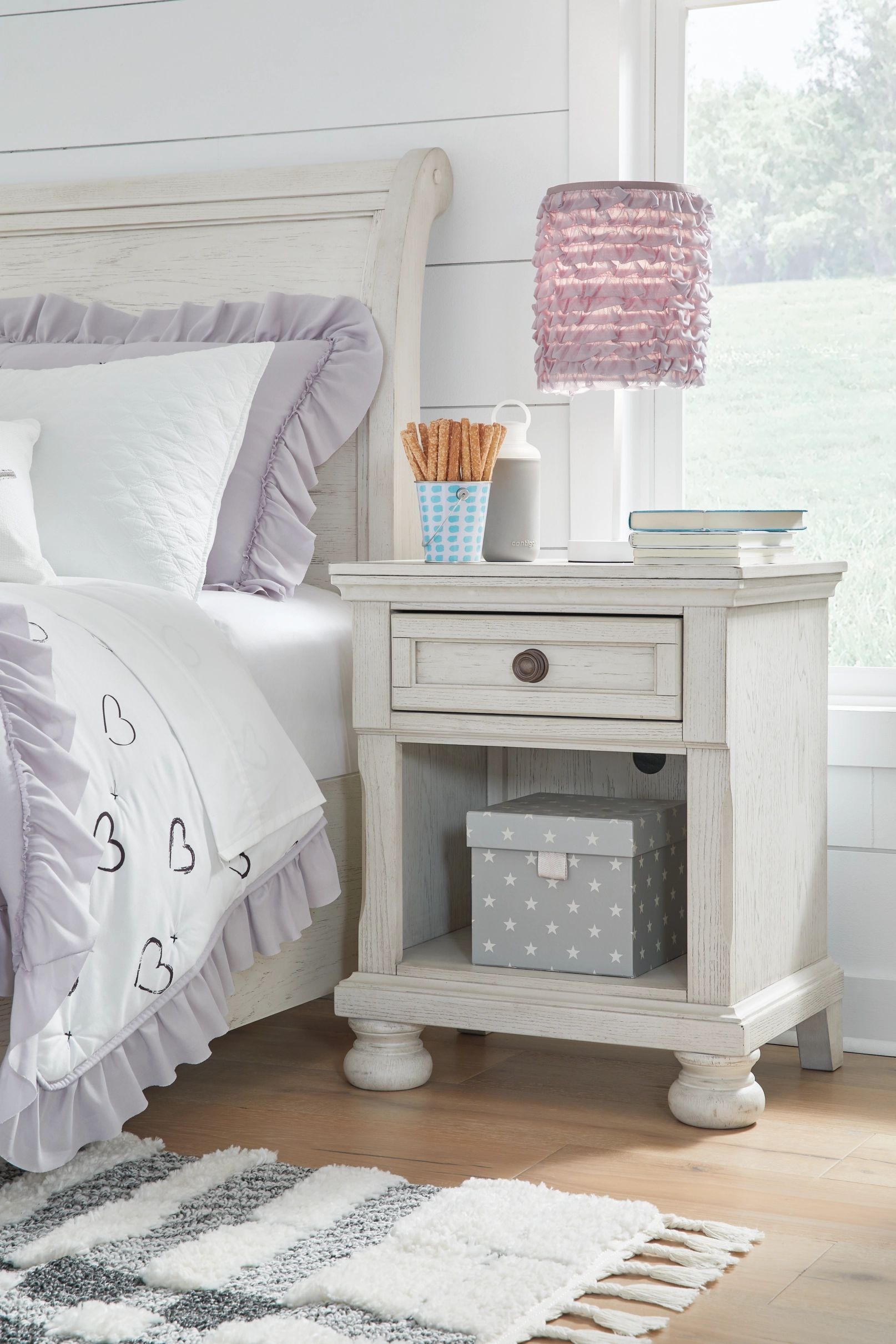 Robbinsdale 1-Drawer Wood Veneer Nightstand