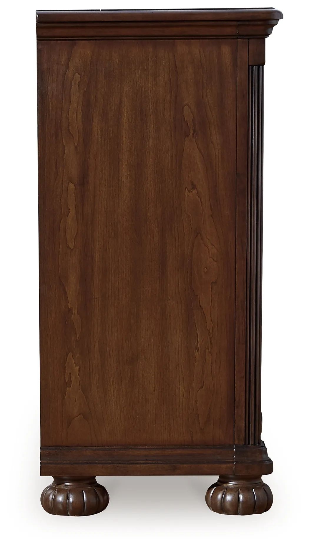 Ashley SM Lavinton 7-Drawer Wood Veneer Dresser