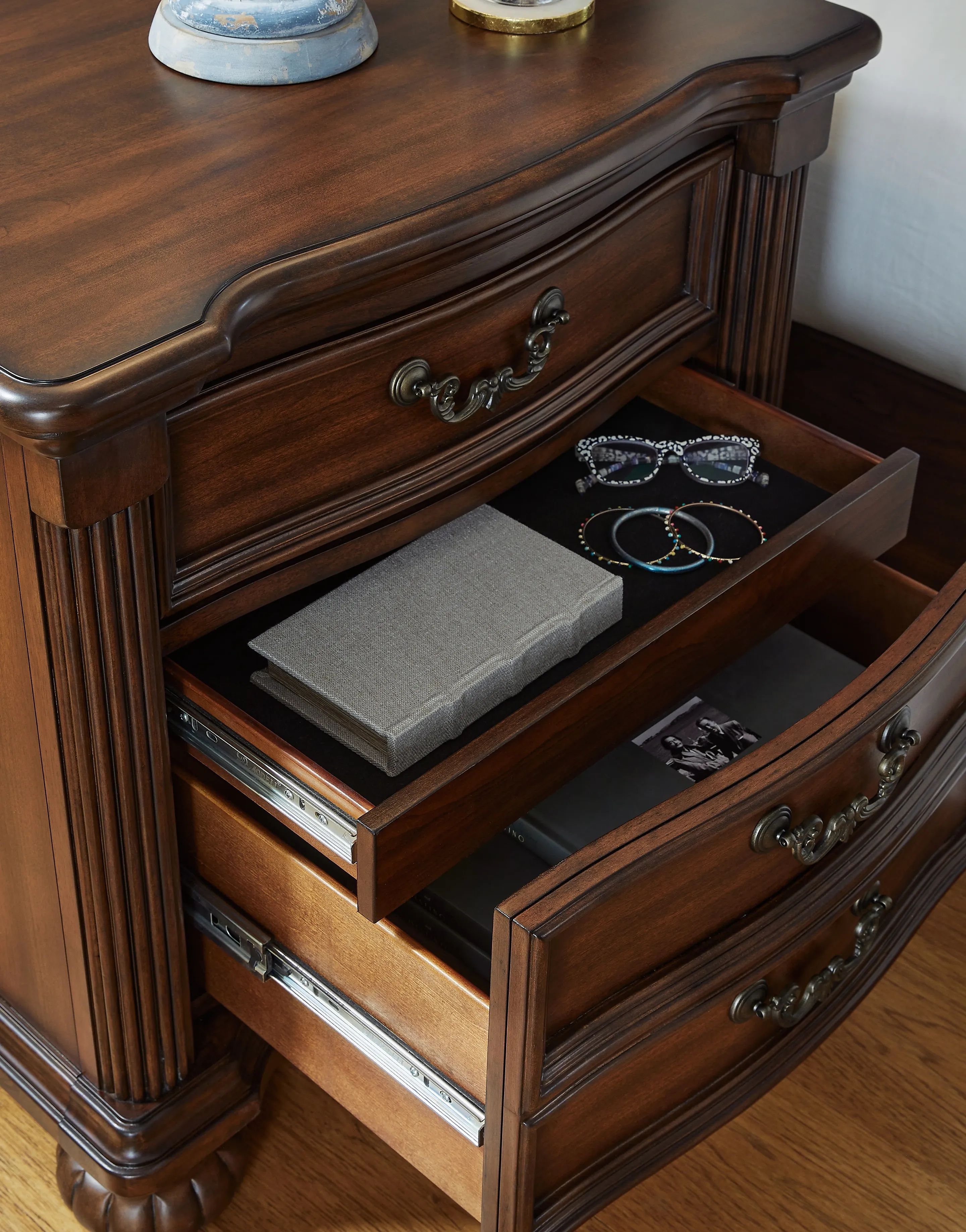 Ashley SM Lavinton 2-Drawer Wood Veneer Nightstand