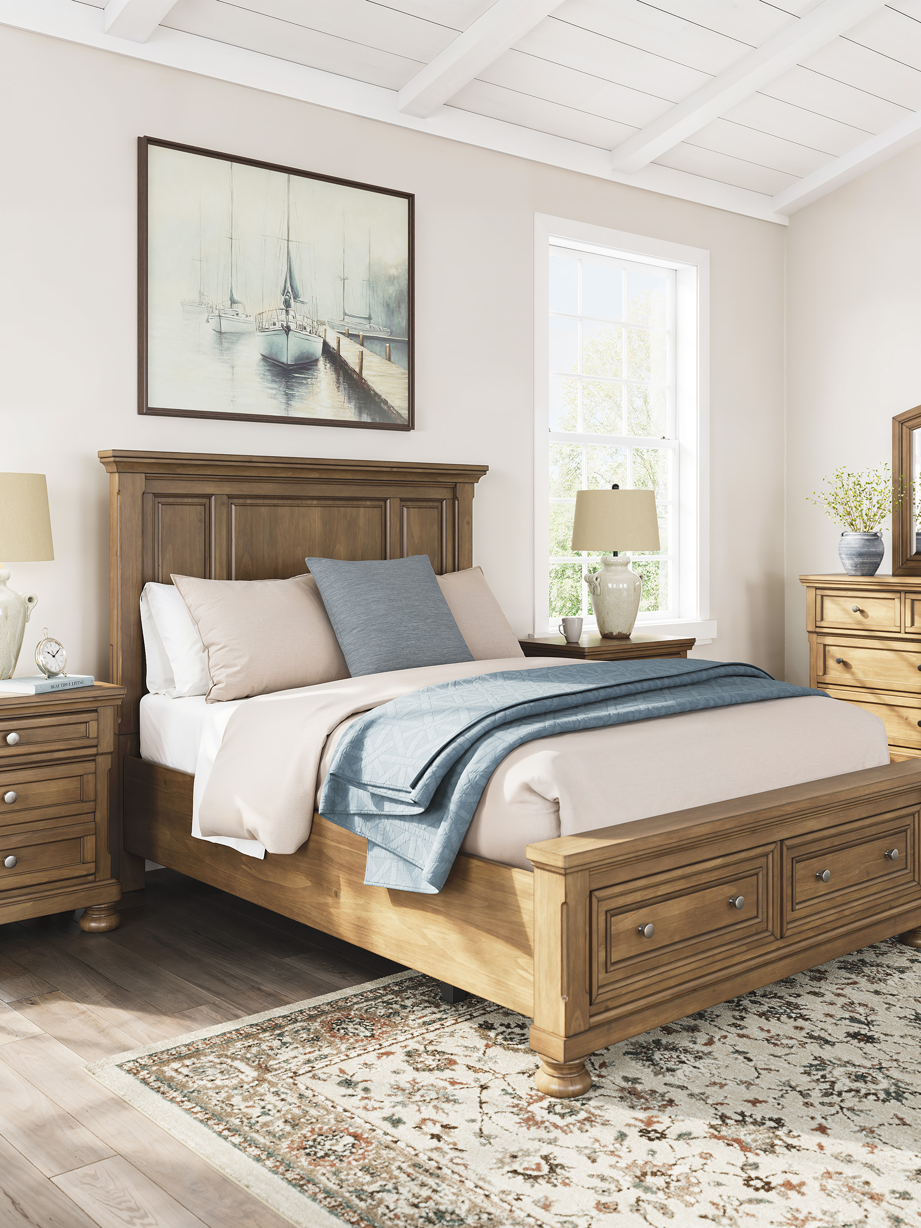 Vandenmore Queen Panel Bed with Mirrored