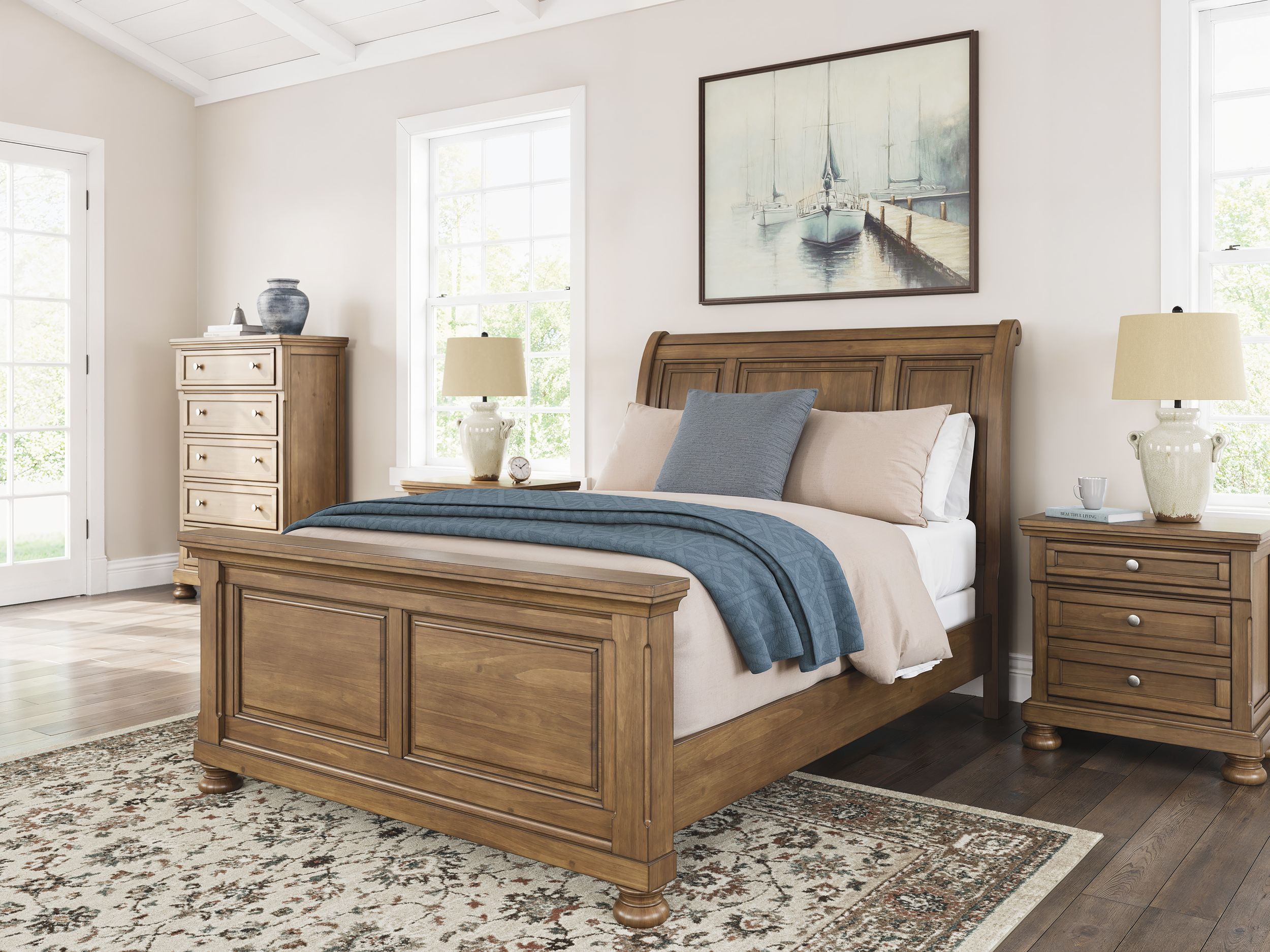 Vandenmore Queen Panel Bed with Mirrored