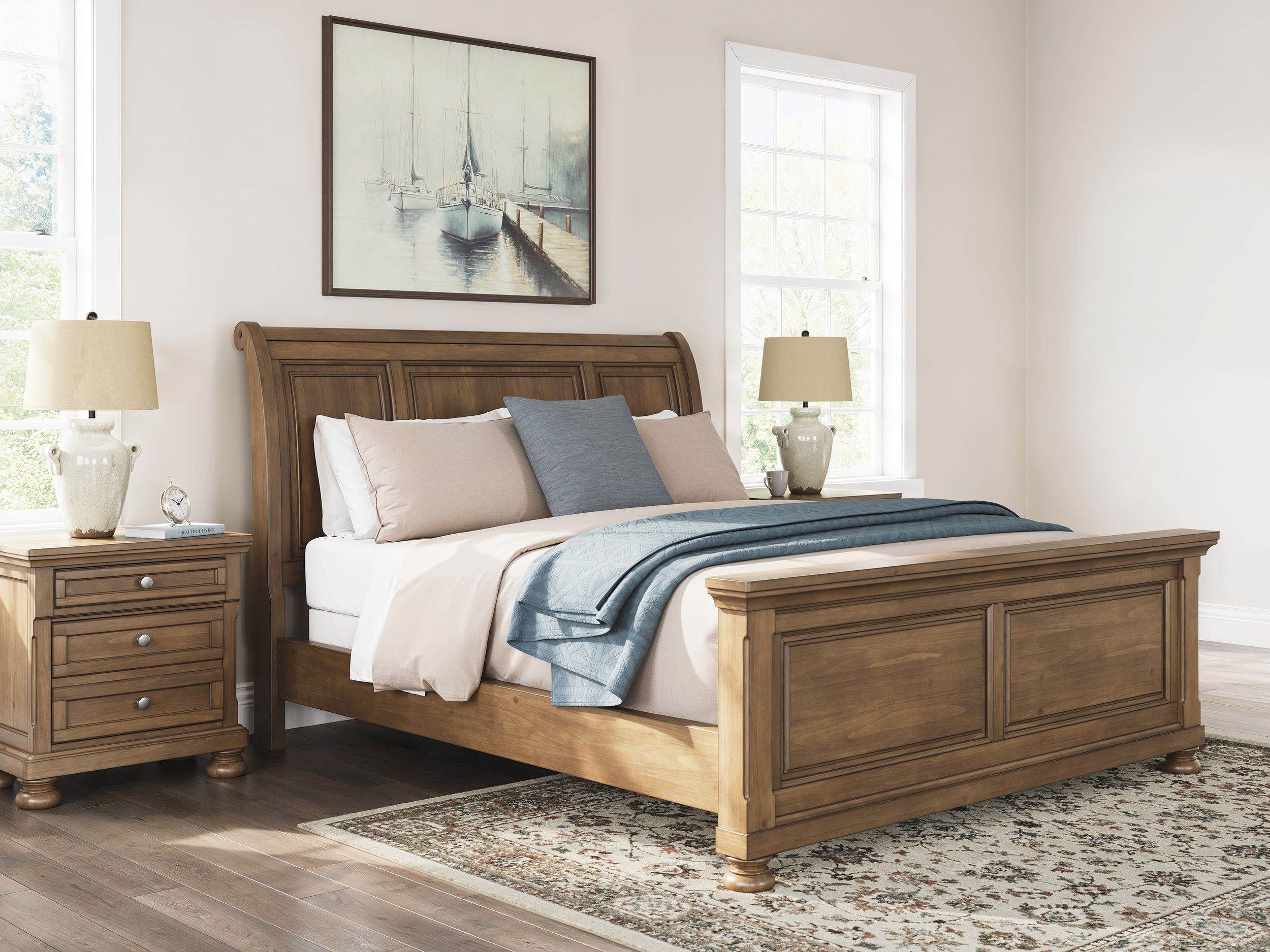 Feddinger Wood Sleigh Bed, King Size
