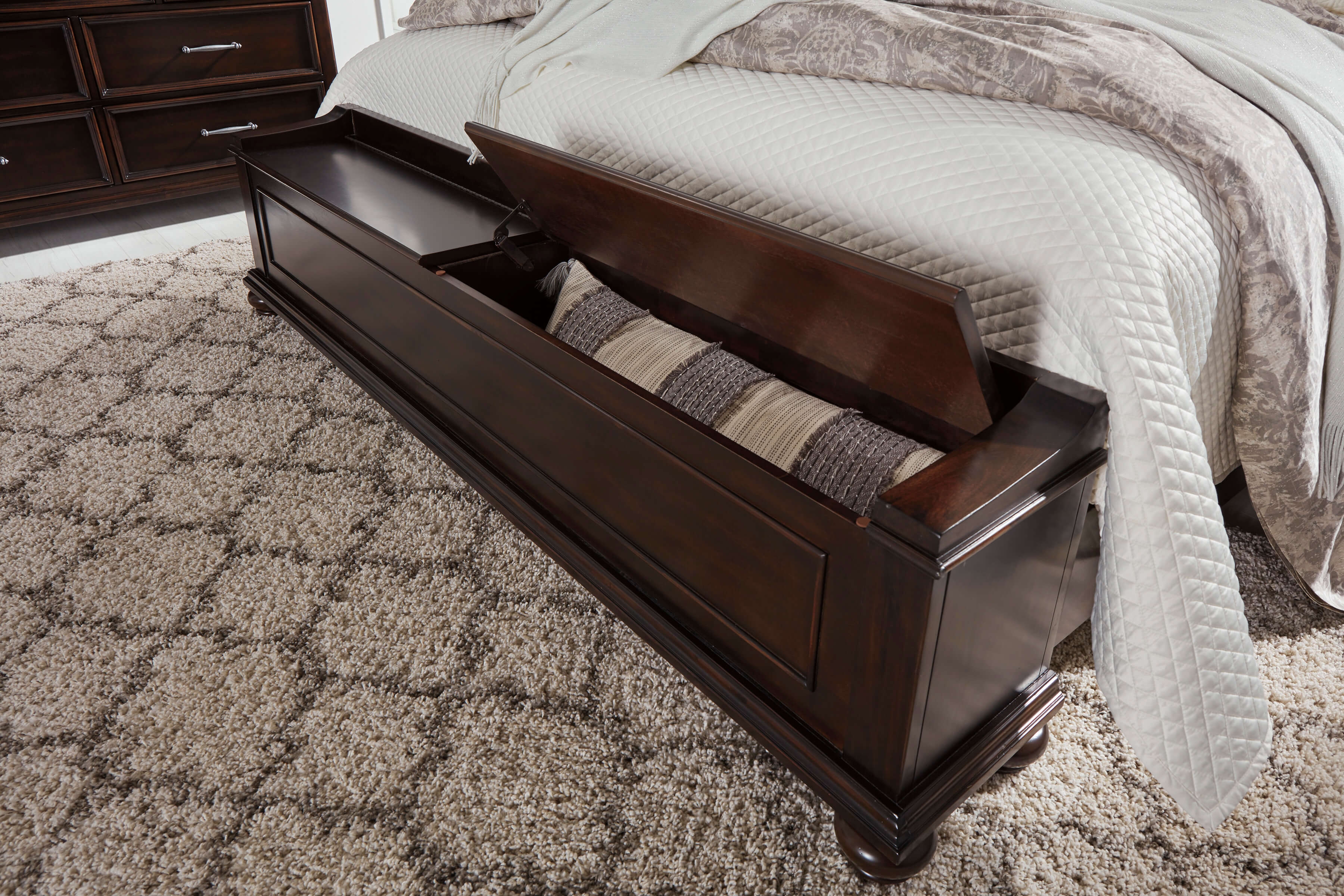 Brynhurst Wood Storage Panel King Size Bed