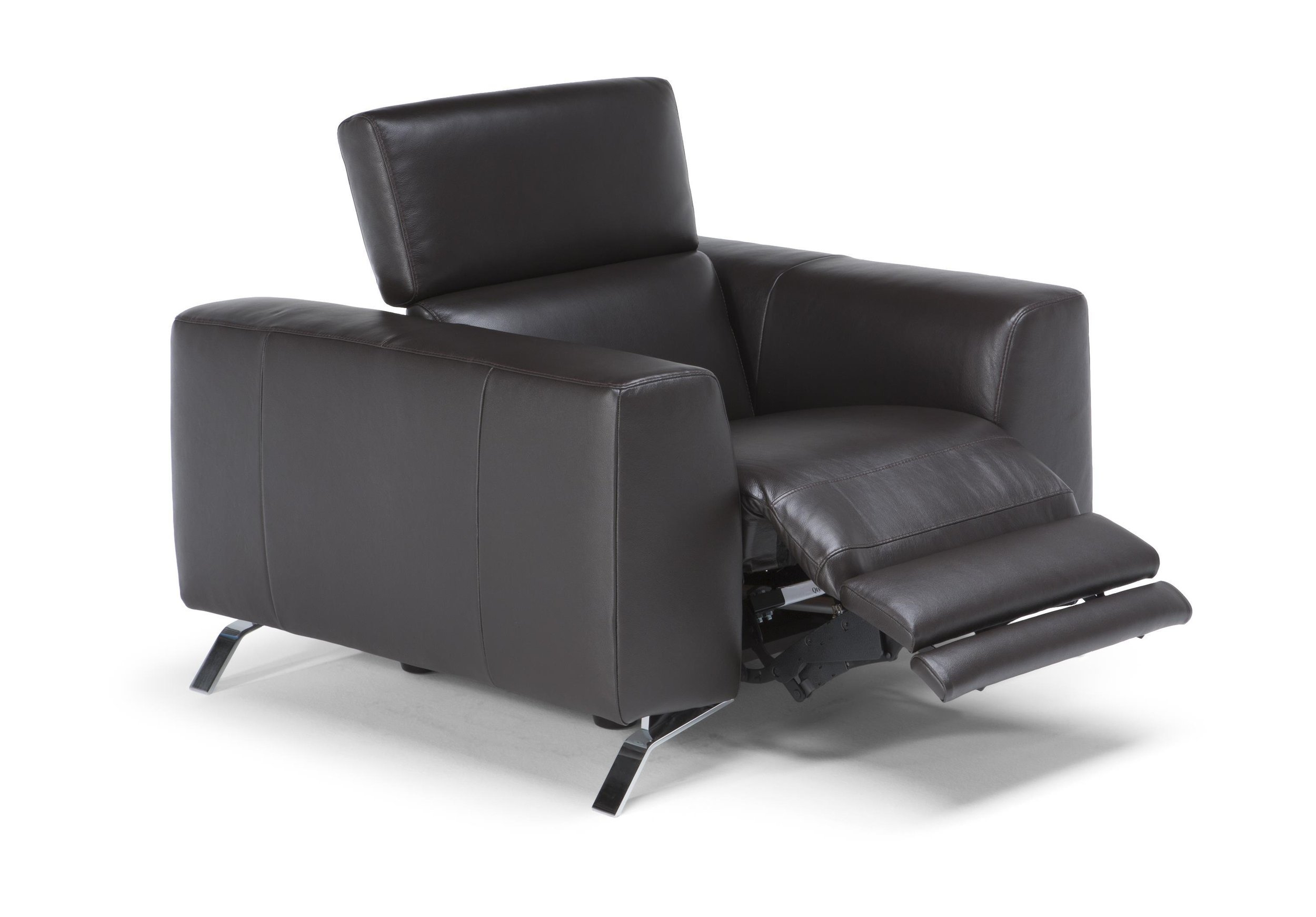 Pensiero Fabric/Leather Electric Recliner