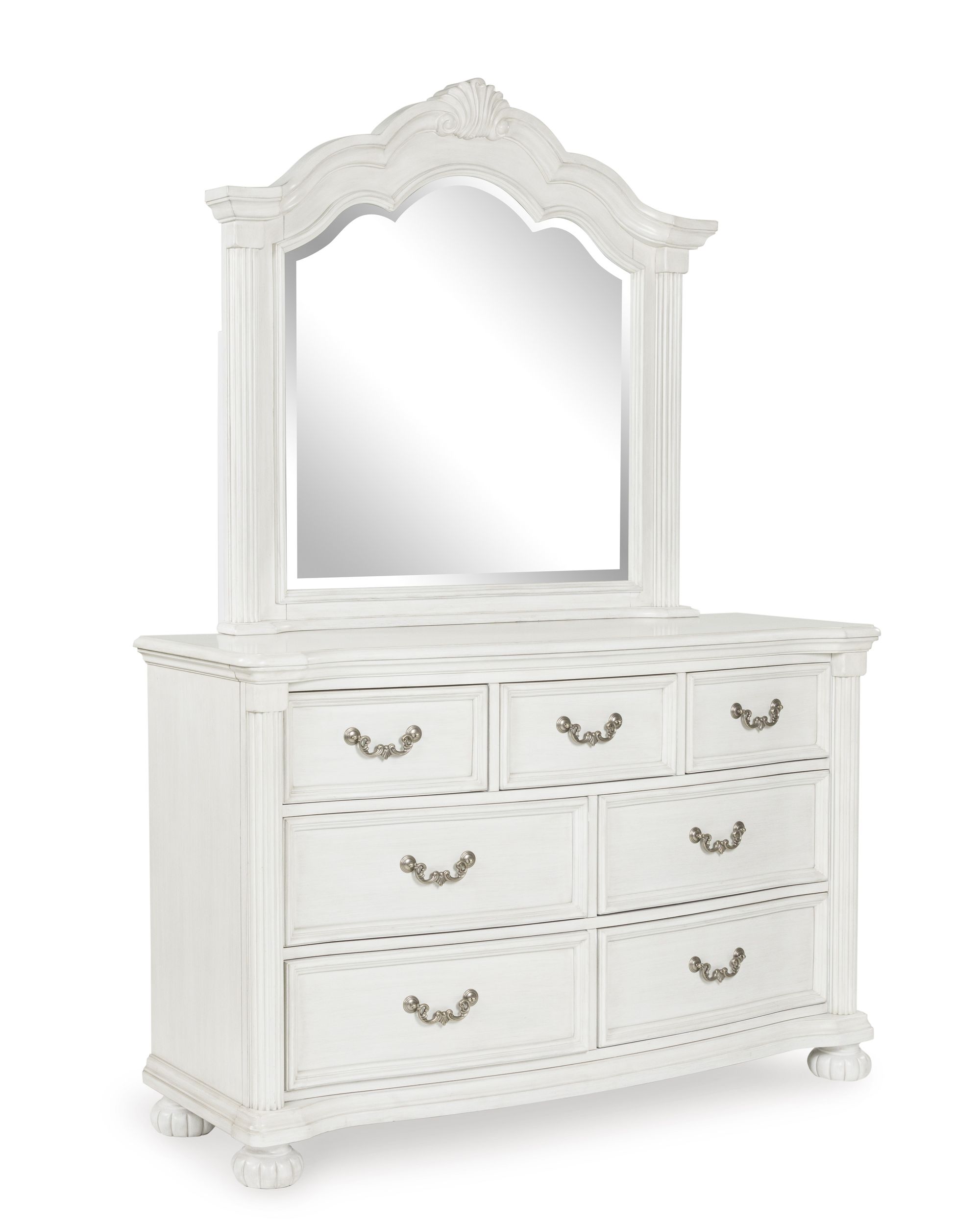 Montelaine Wood Dresser w/7 Drawers