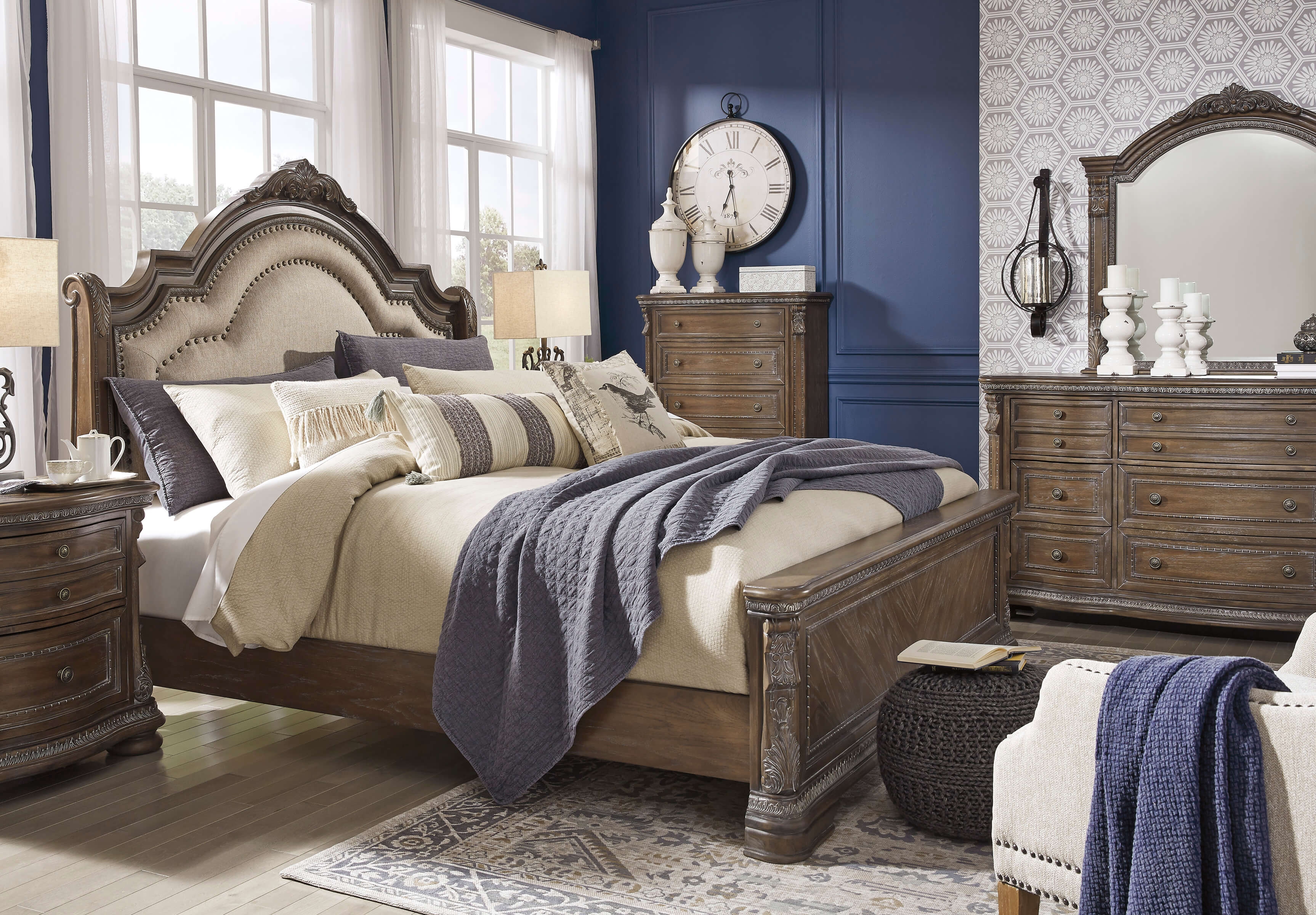 Charmond Fabric Upholstered Sleigh Bedroom Set