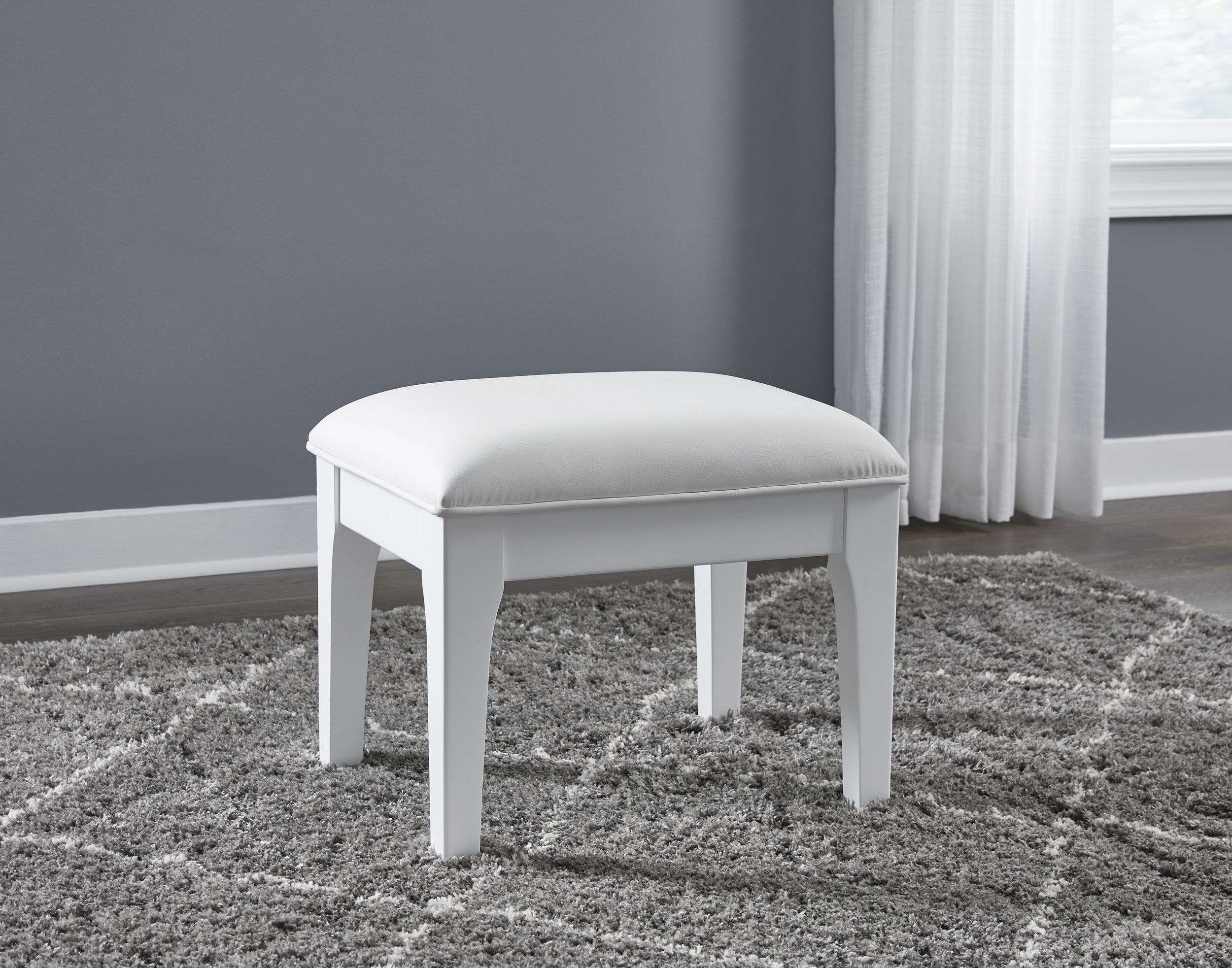 Chalanna Vanity Stool