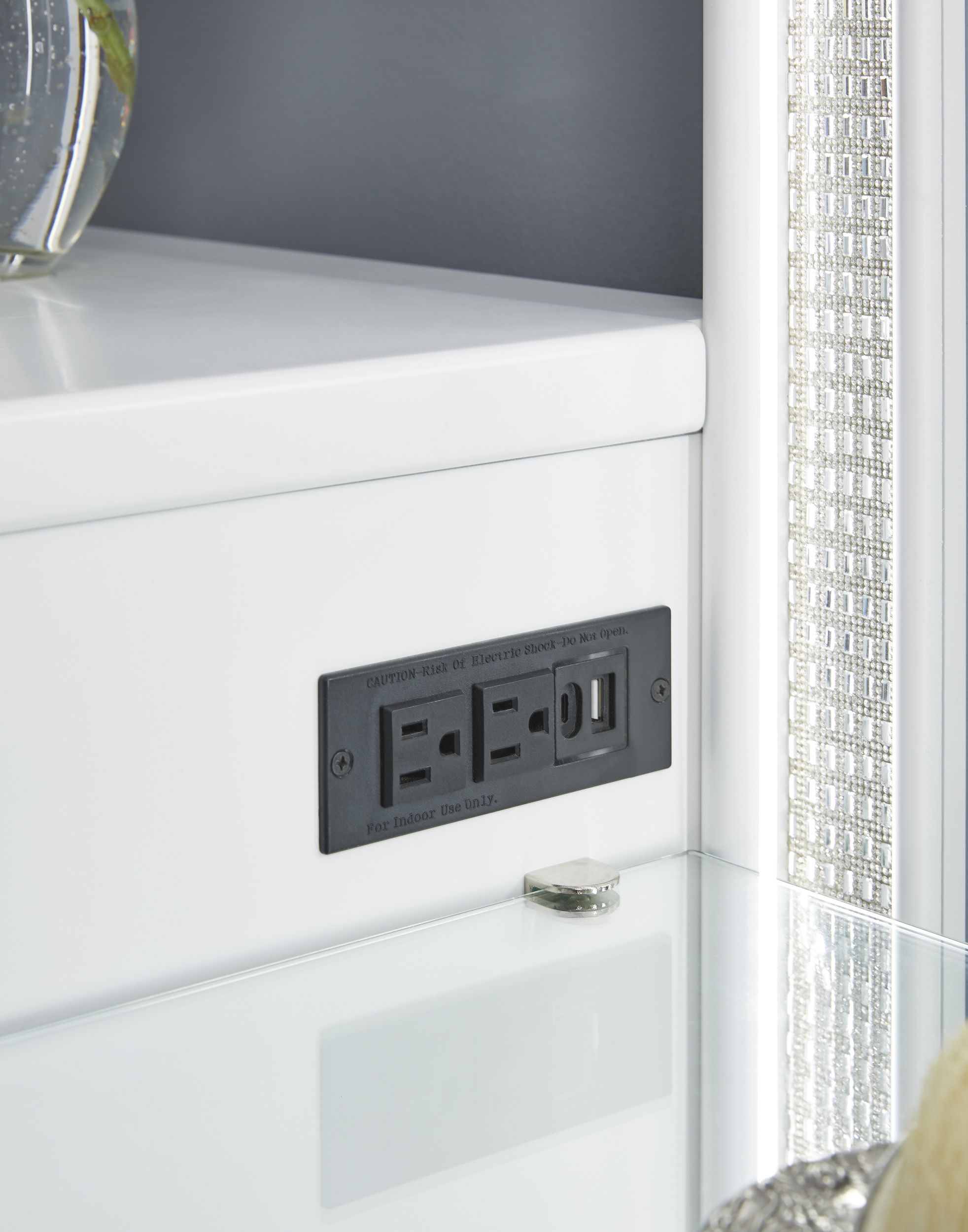 VINNOVA Leiza Bathroomo Vanity, acabado blanco