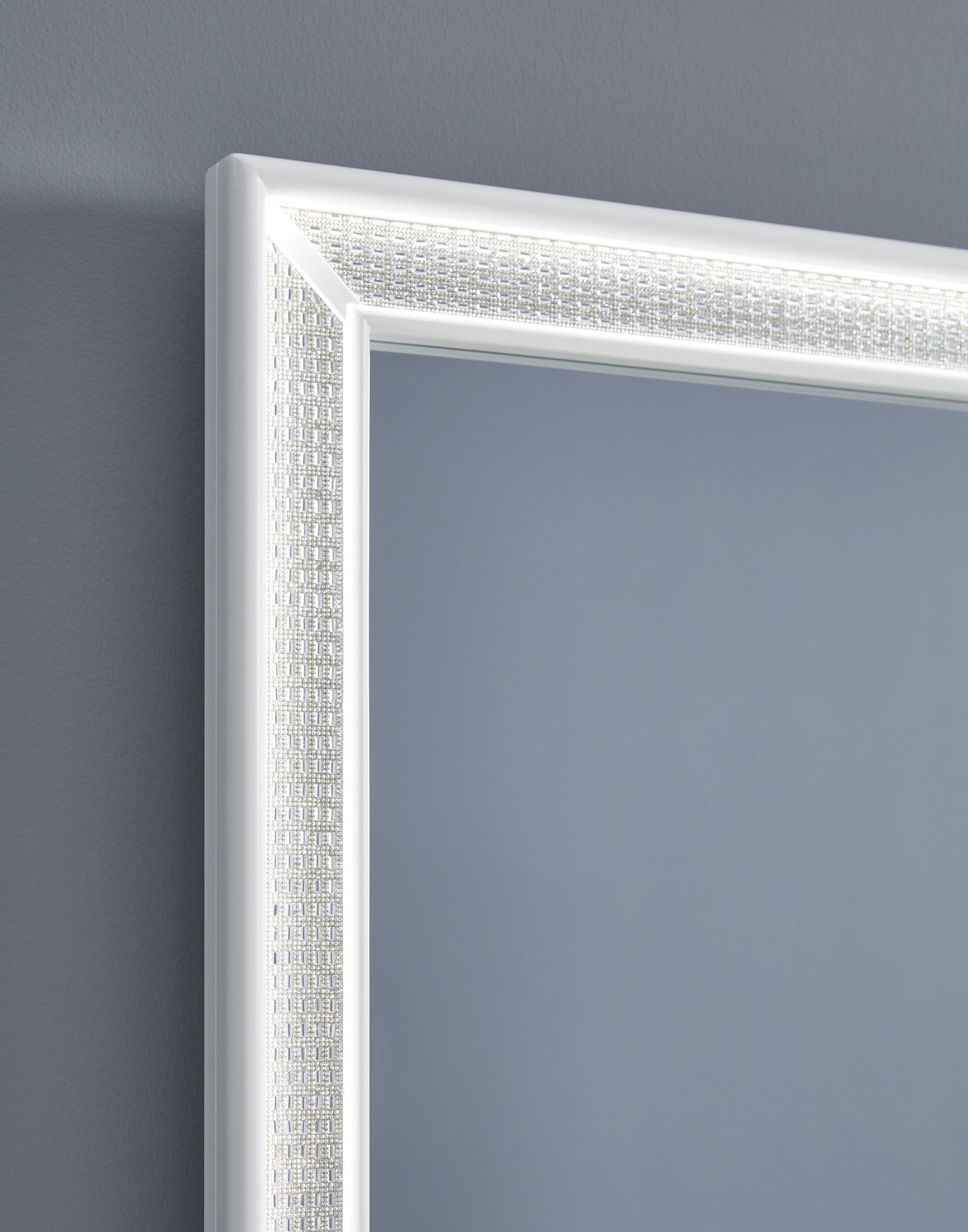 Chalanna Vanity Desk w/LED Light