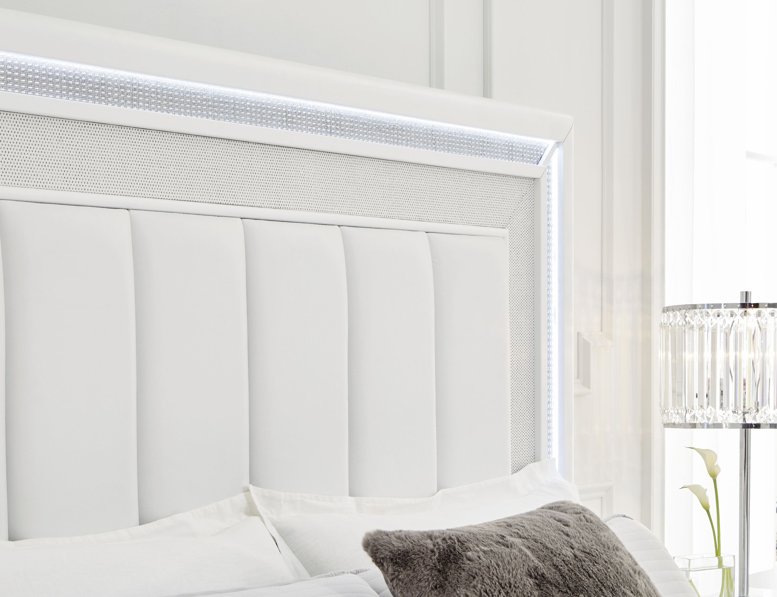 Chalanna Upholstered Storage Bed w/LED Light, California King Size