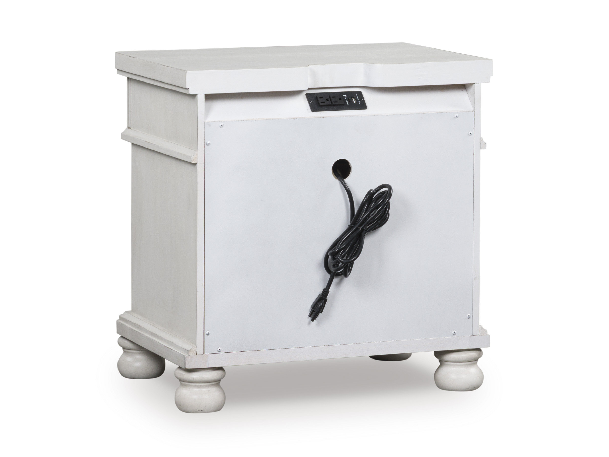 Rowlenstown Wood/MDF Night Stand w/3 Drawers