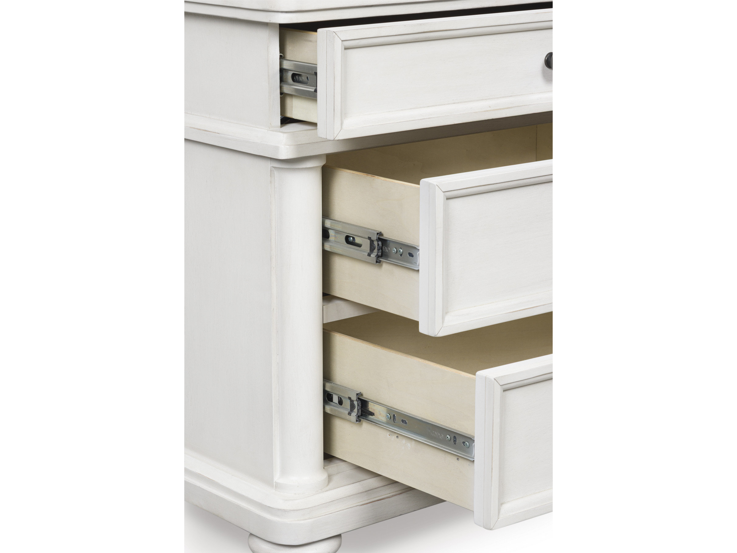 Rowlenstown Wood/MDF Night Stand w/3 Drawers