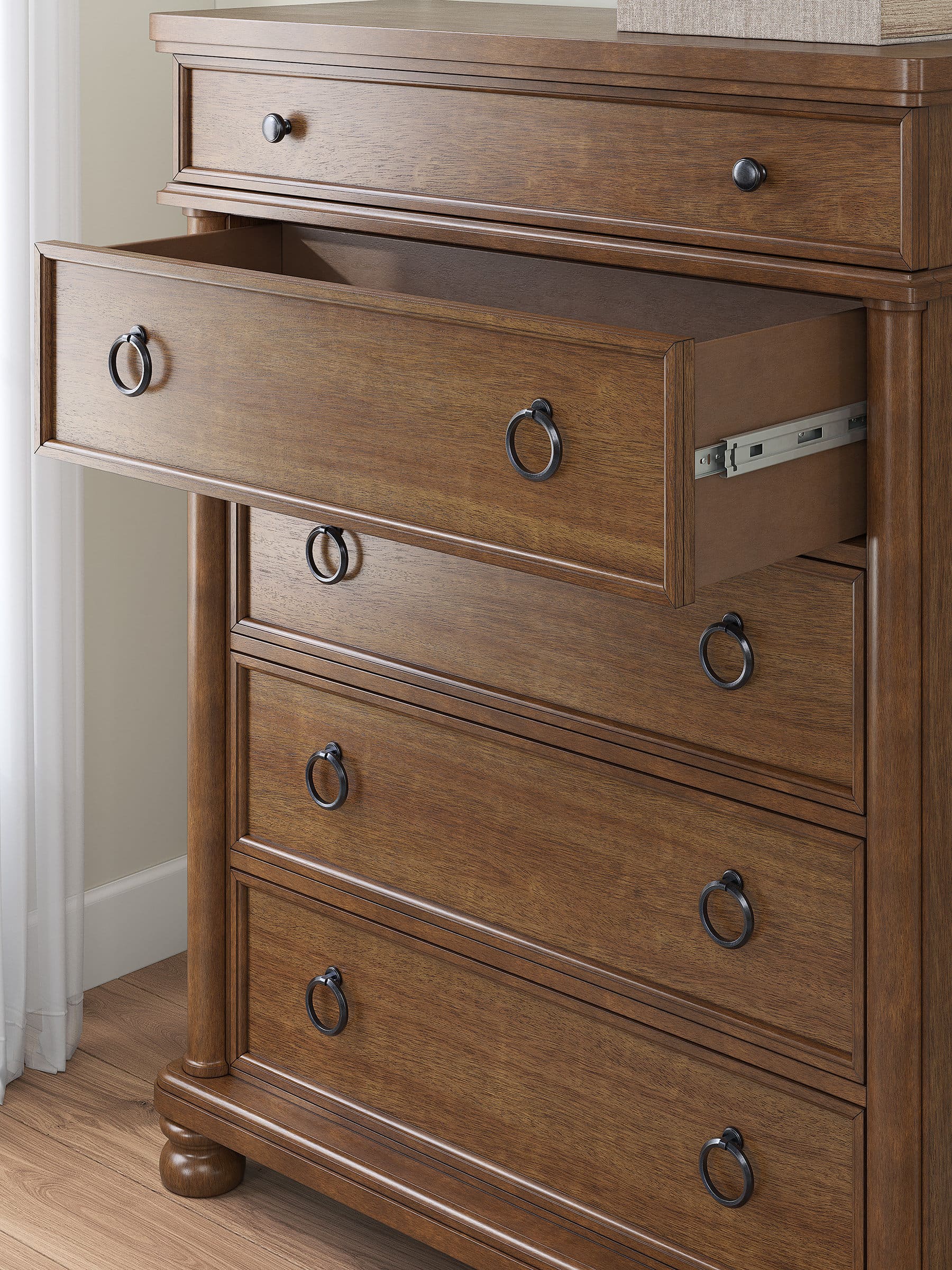 Rowlenstown Wood/MDF Chest w/5 Drawers