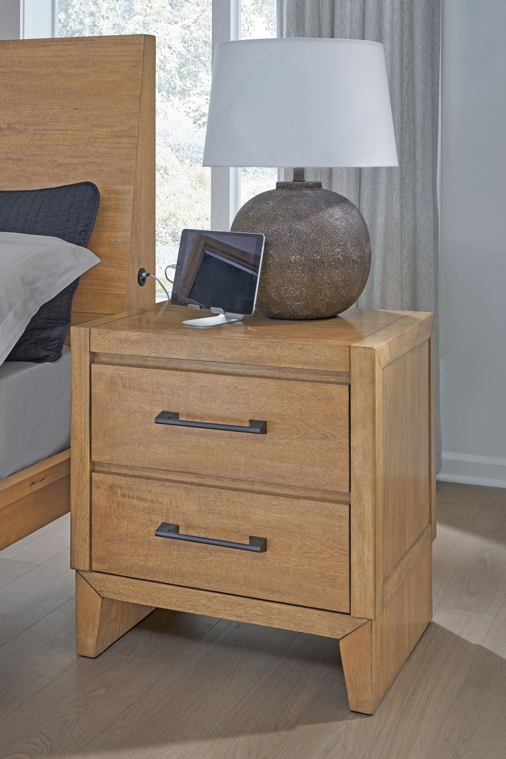 Sherbana Wood Nightstand w/2 Drawers