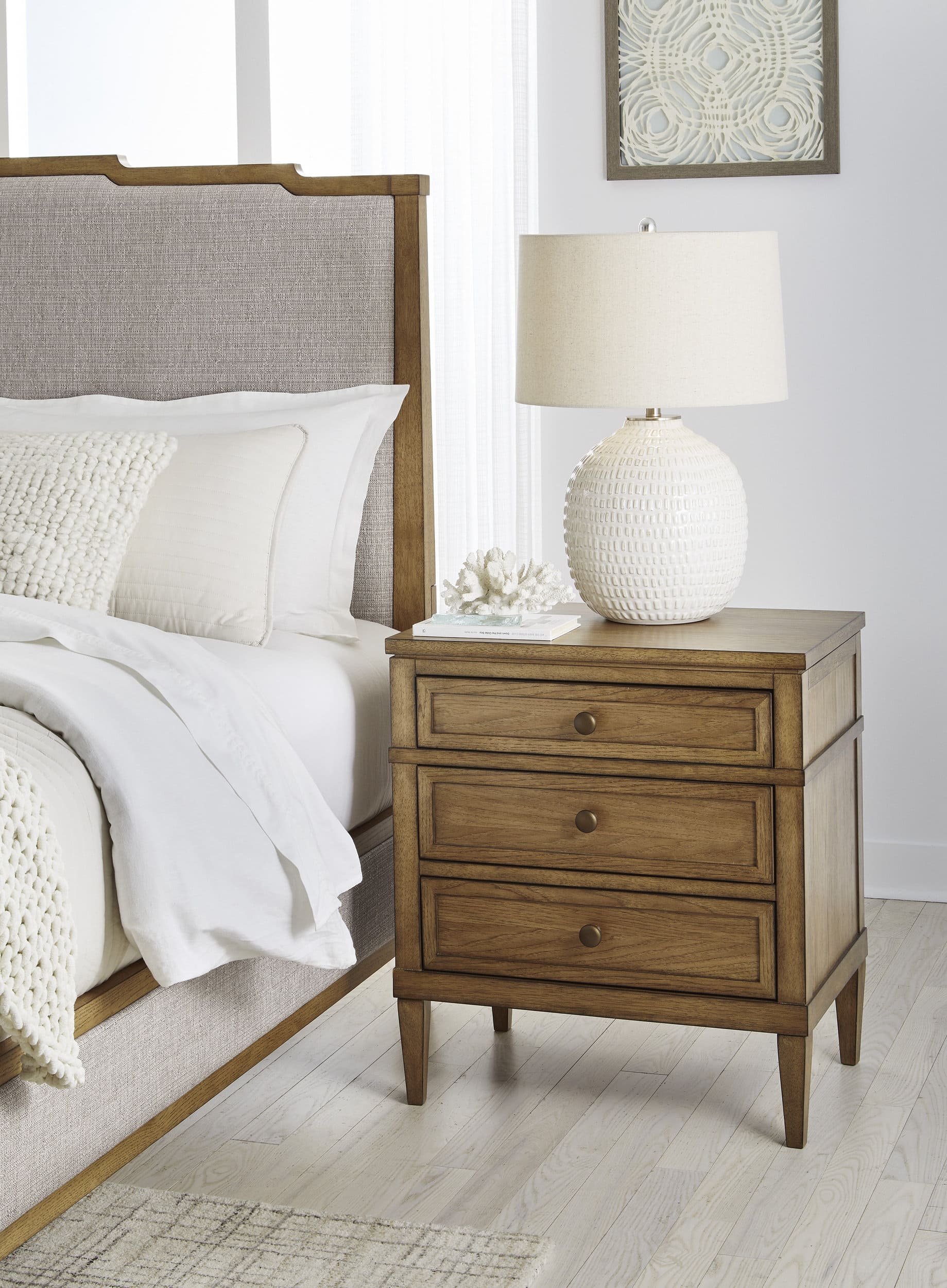 Sharlance Polyester/Wood Panel Bedroom Set