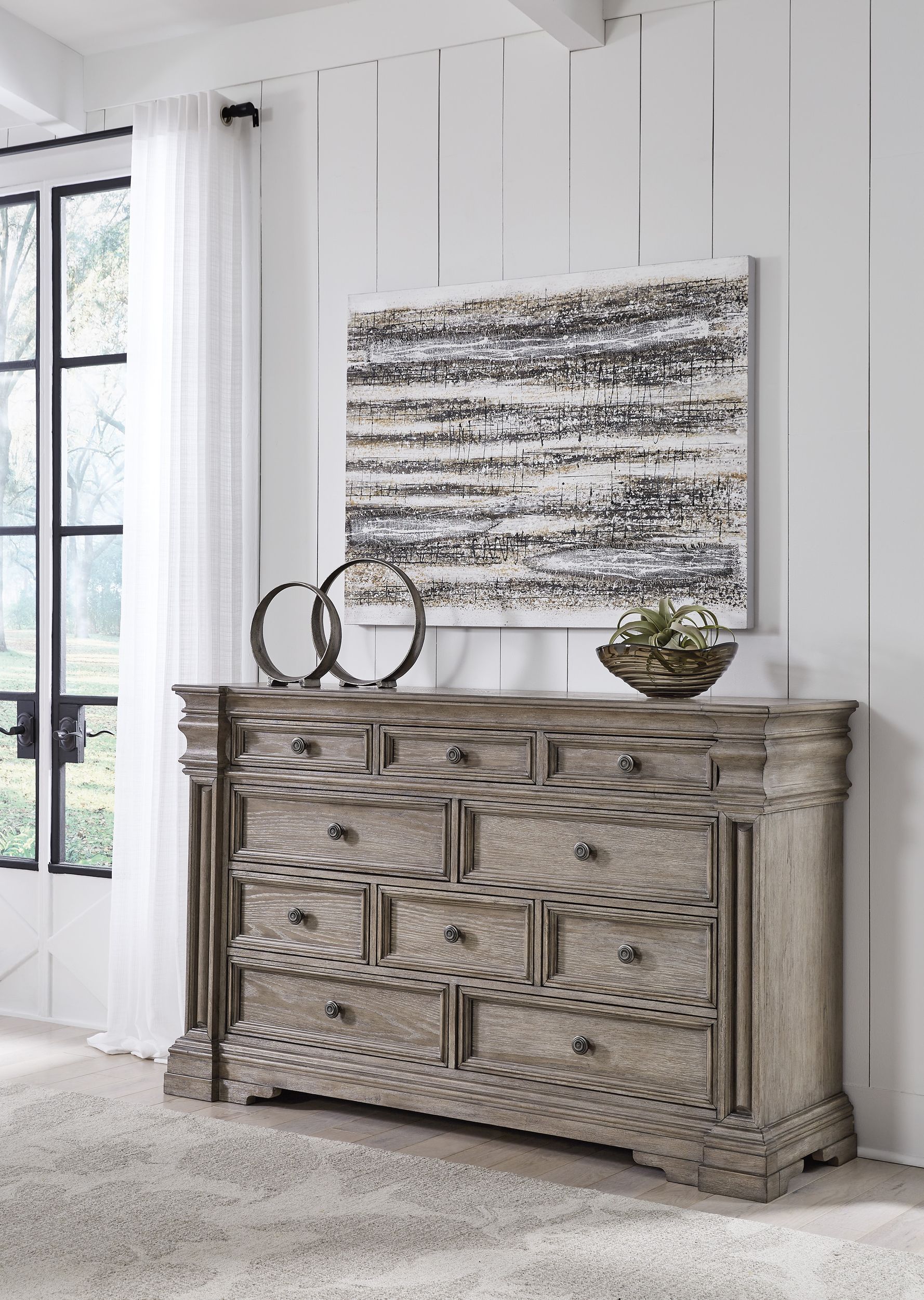 Blairhurst Wood Dresser w/10 Drawers