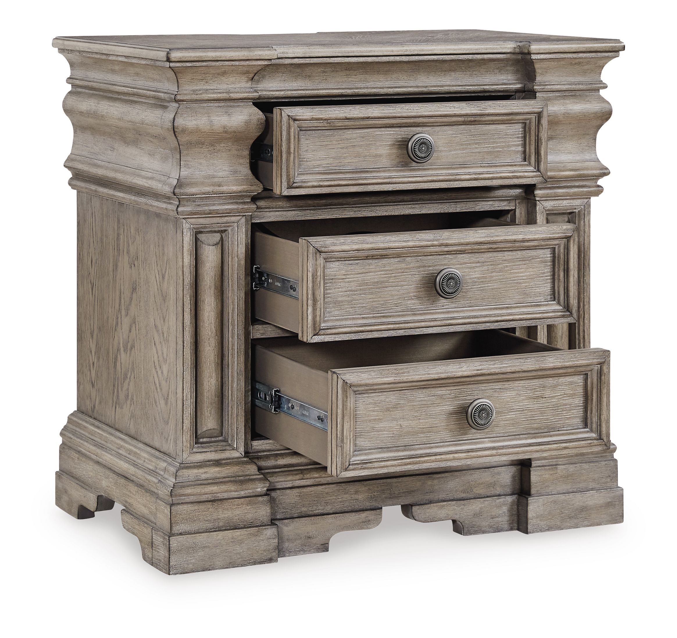 Blairhurst Wood Nightstand w/3 Drawers