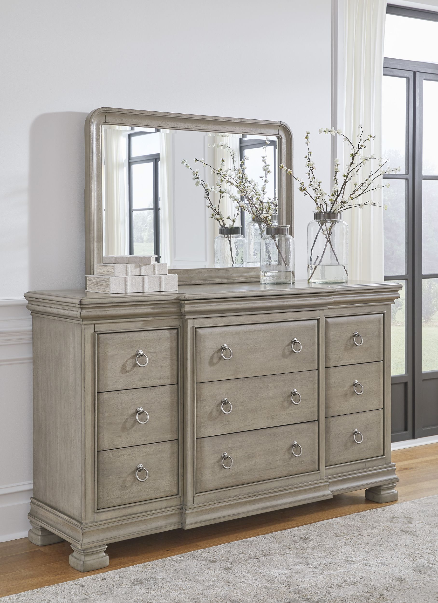 Lexorne Wood Dresser w/9 Drawers