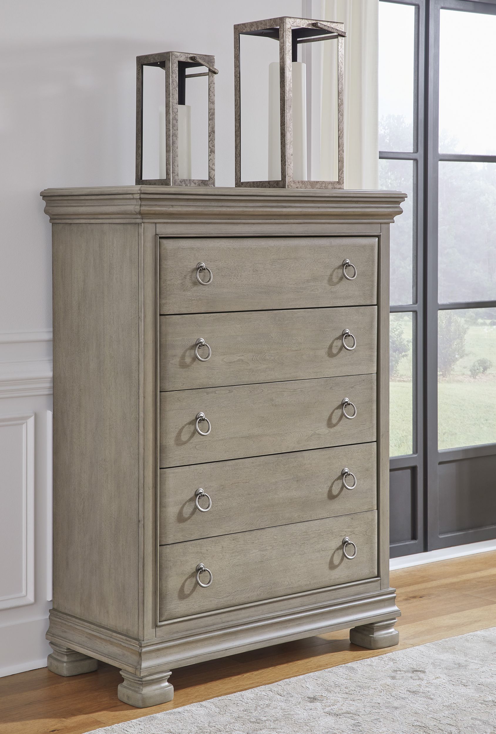 Lexorne Wood Sleigh Bedroom Set