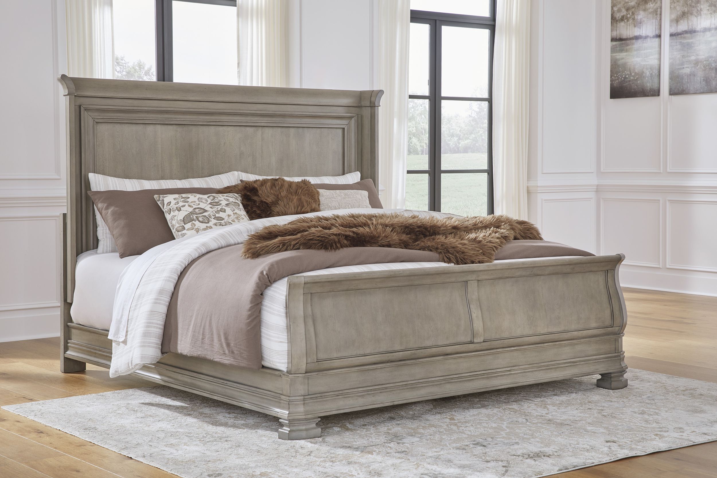 Lexorne Wood Sleigh Bed, King Size