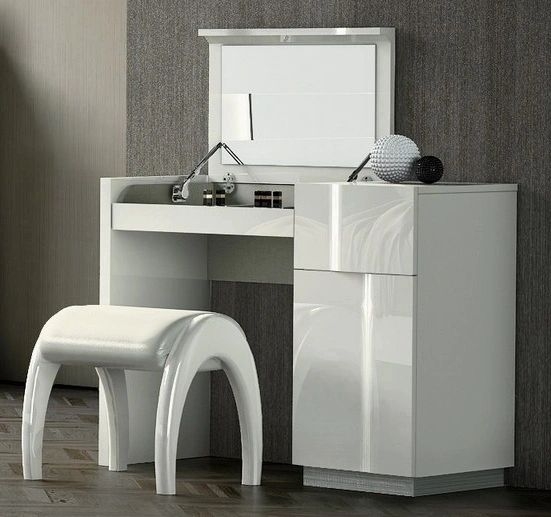 B 60 Dresser w/Open Mirror & 1 Drawer + 1 Door