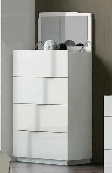 B 60 4-Drawer High Chest & Mirror