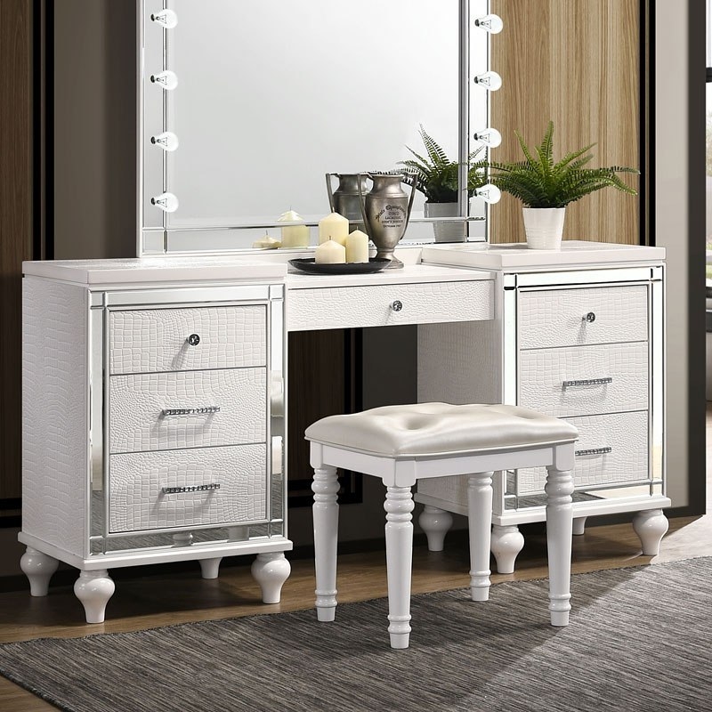 SM Valentino Tufted LED Panel Bedroom Set