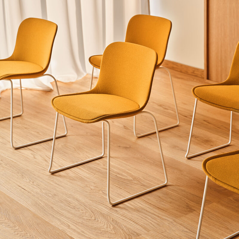Baltic 2 Classic Sledge Chair