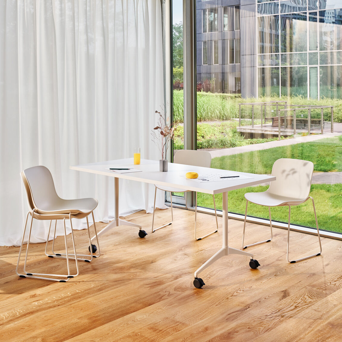 Baltic 2 Basic Sledge Chair
