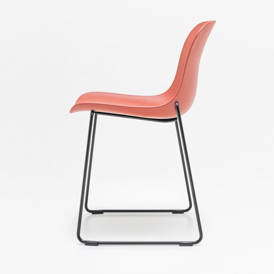 Baltic 2 Basic Sledge Chair