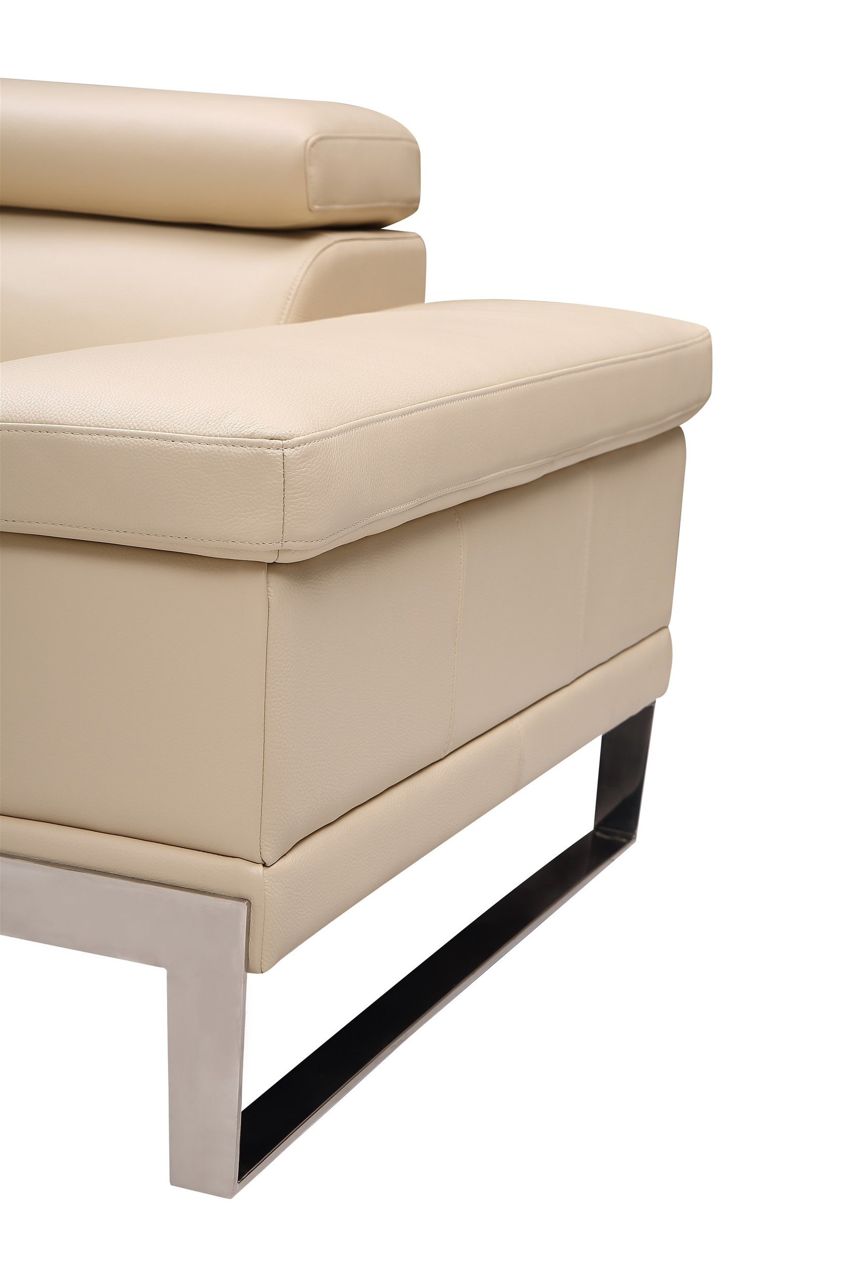Baxter L-Shaped Leather Sectional with Left Chaise & Motion Headrest