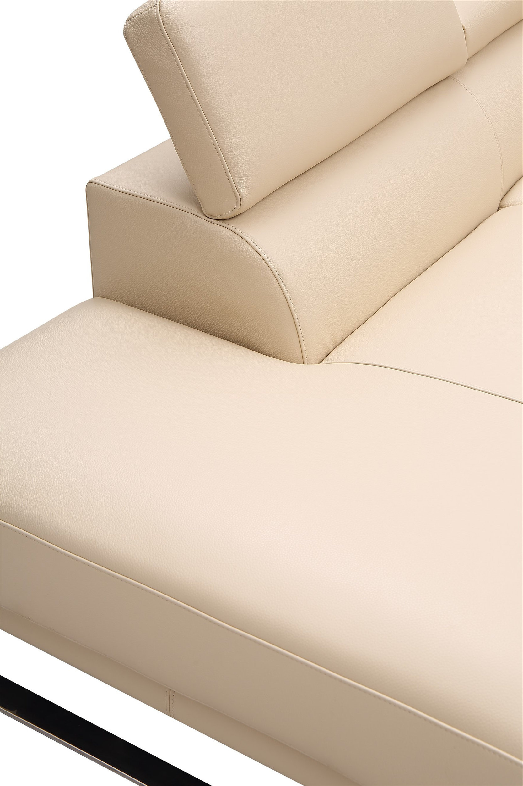 Baxter L-Shaped Leather Sectional with Left Chaise & Motion Headrest